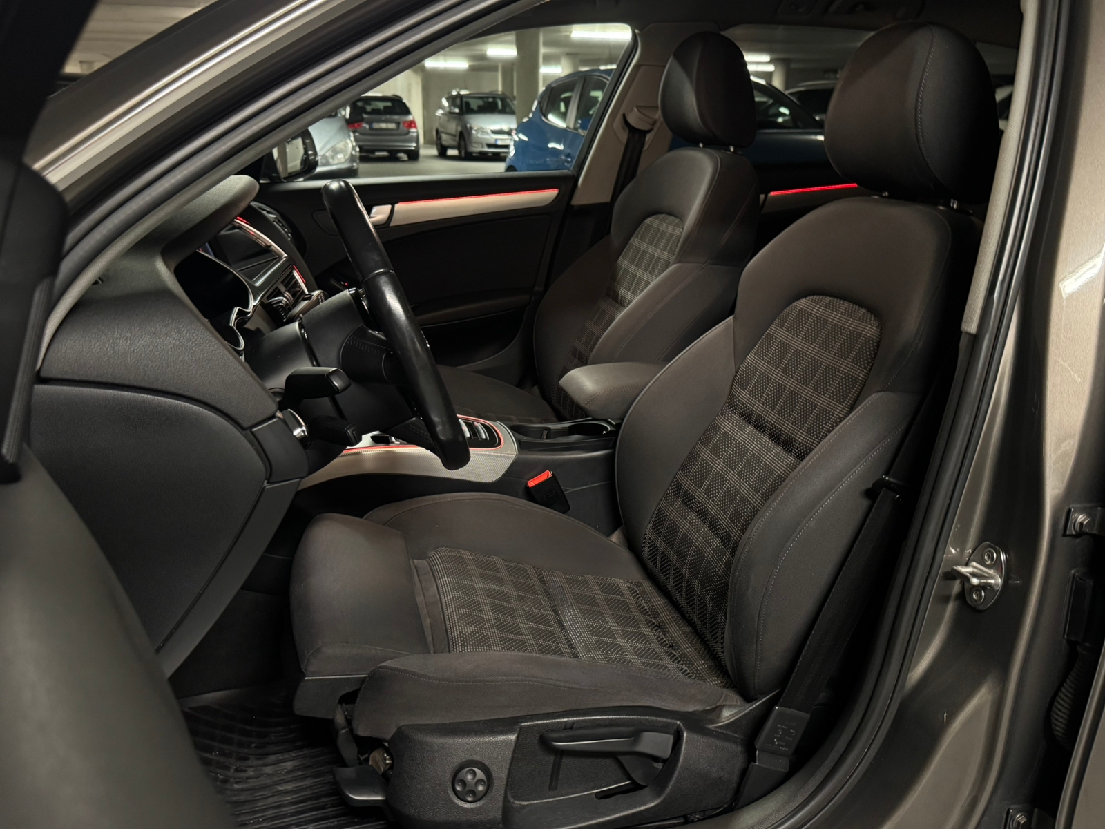 Audi A4 2.0 TDI QUATTRO 2015, bild 7/10
