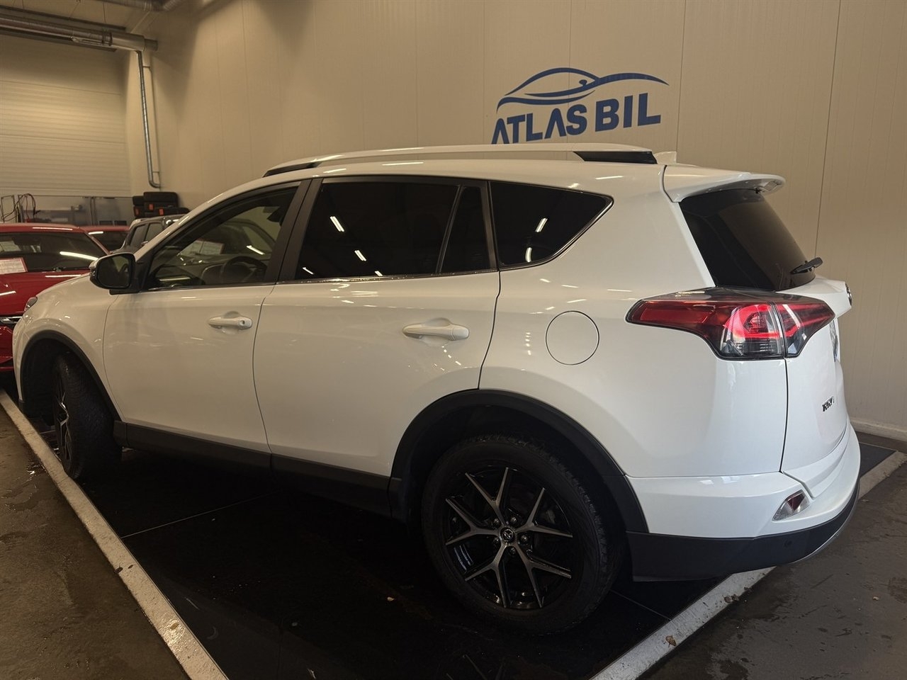 Toyota RAV4 2017, kuva 3/10
