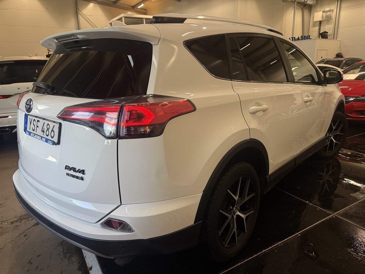 Toyota RAV4 2017, kuva 7/10