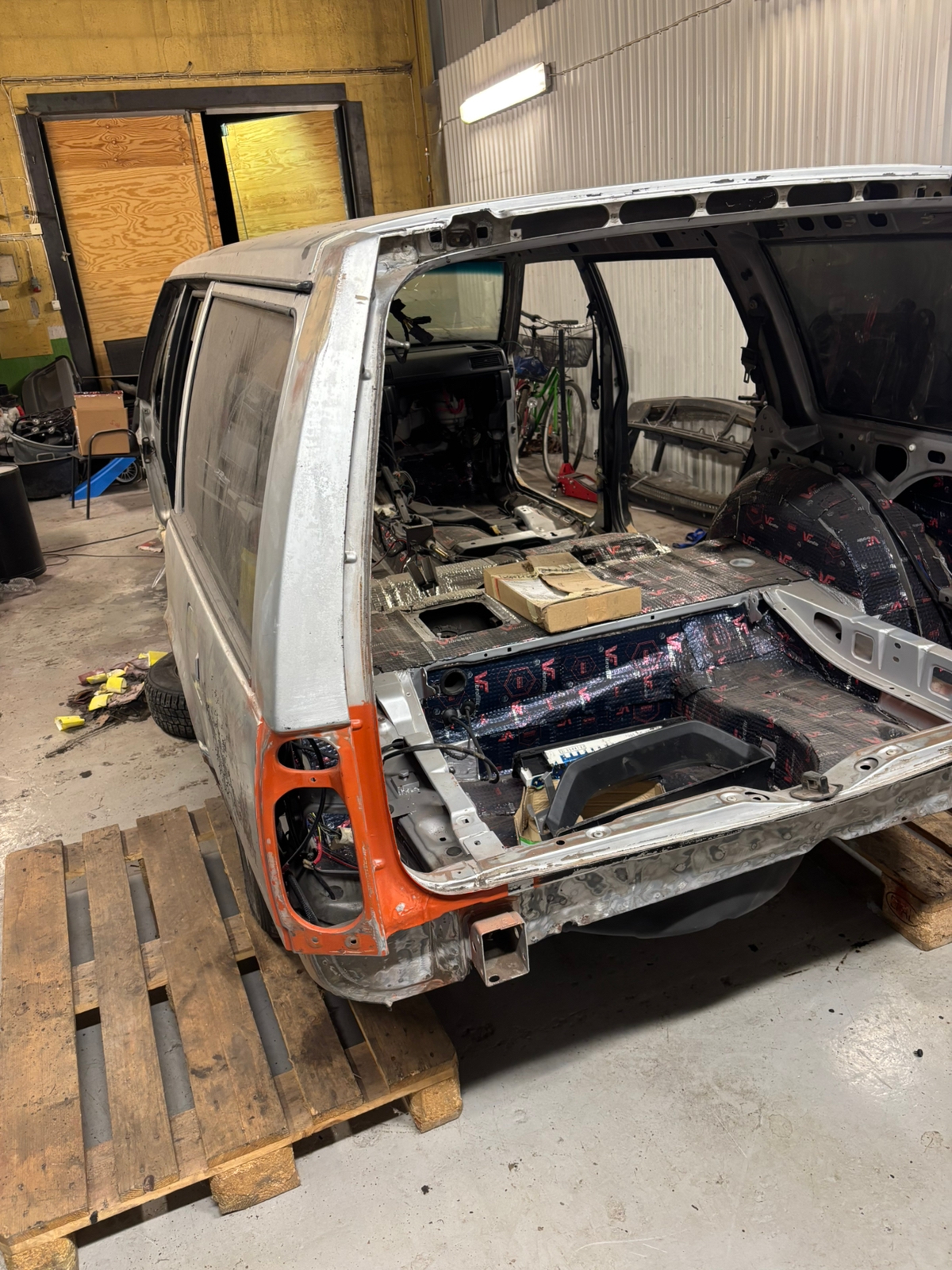 Volvo 740 Kombi 2.3 Manuell 1992, bild 7/7