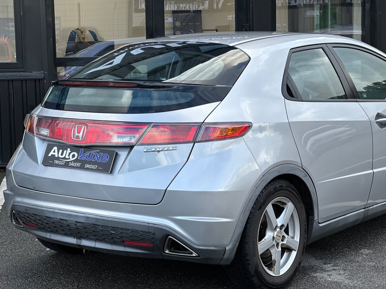 Honda Civic 5-dörrar 1.8 i-VTEC Sport 2008, kuva 6/10