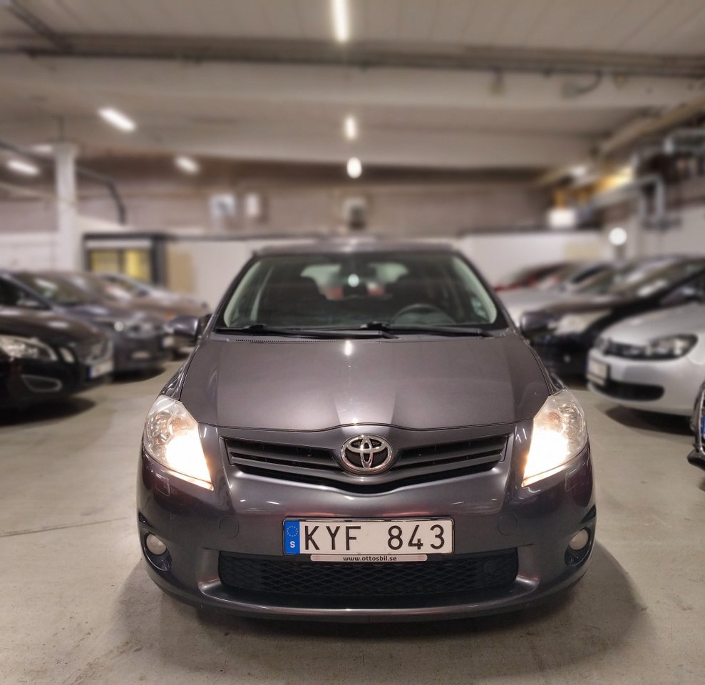 Toyota Auris 2010, bild 4/10