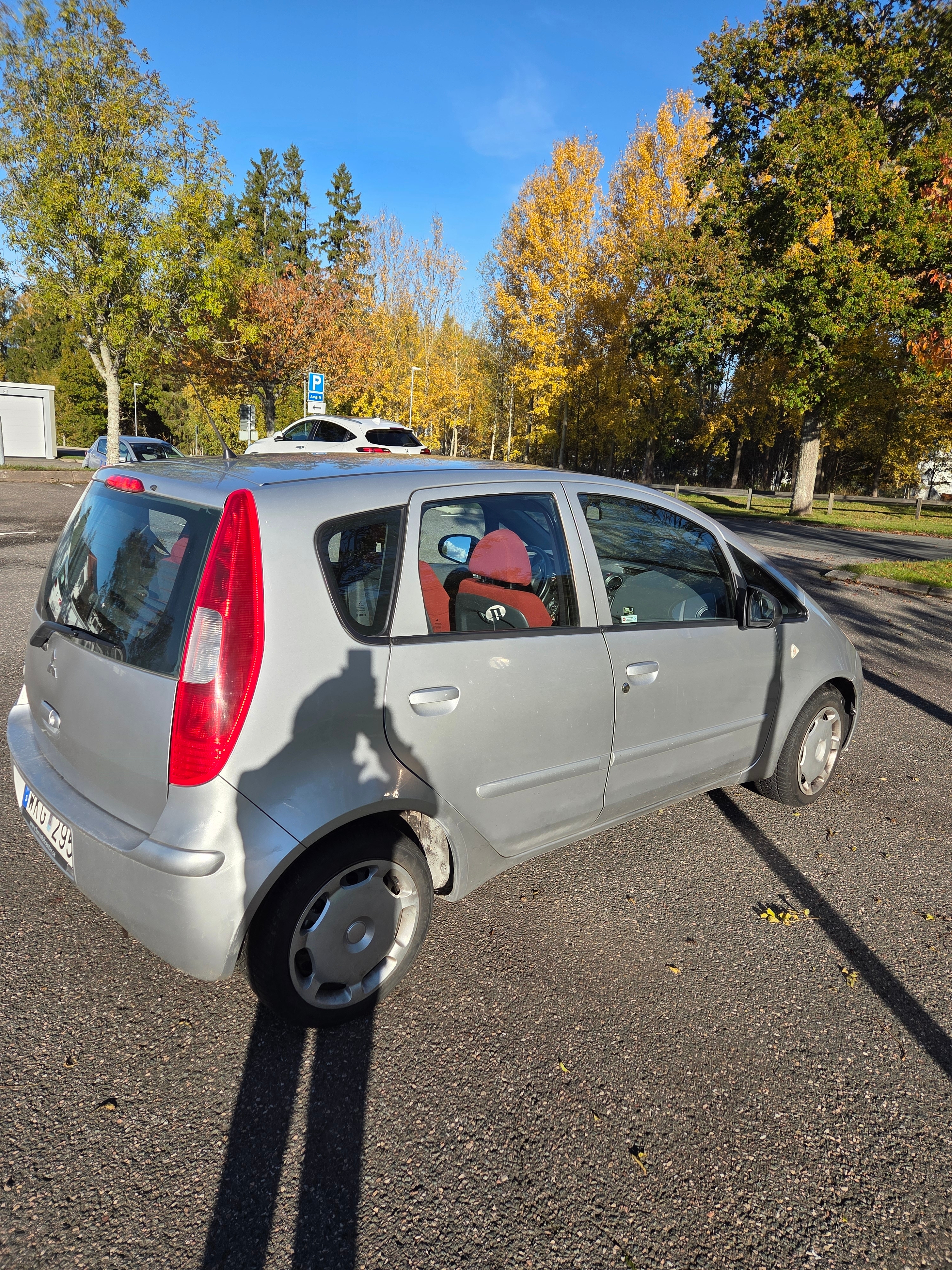Mitsubishi Colt 1.5 MIVEC Manuell 2005, bild 2/5