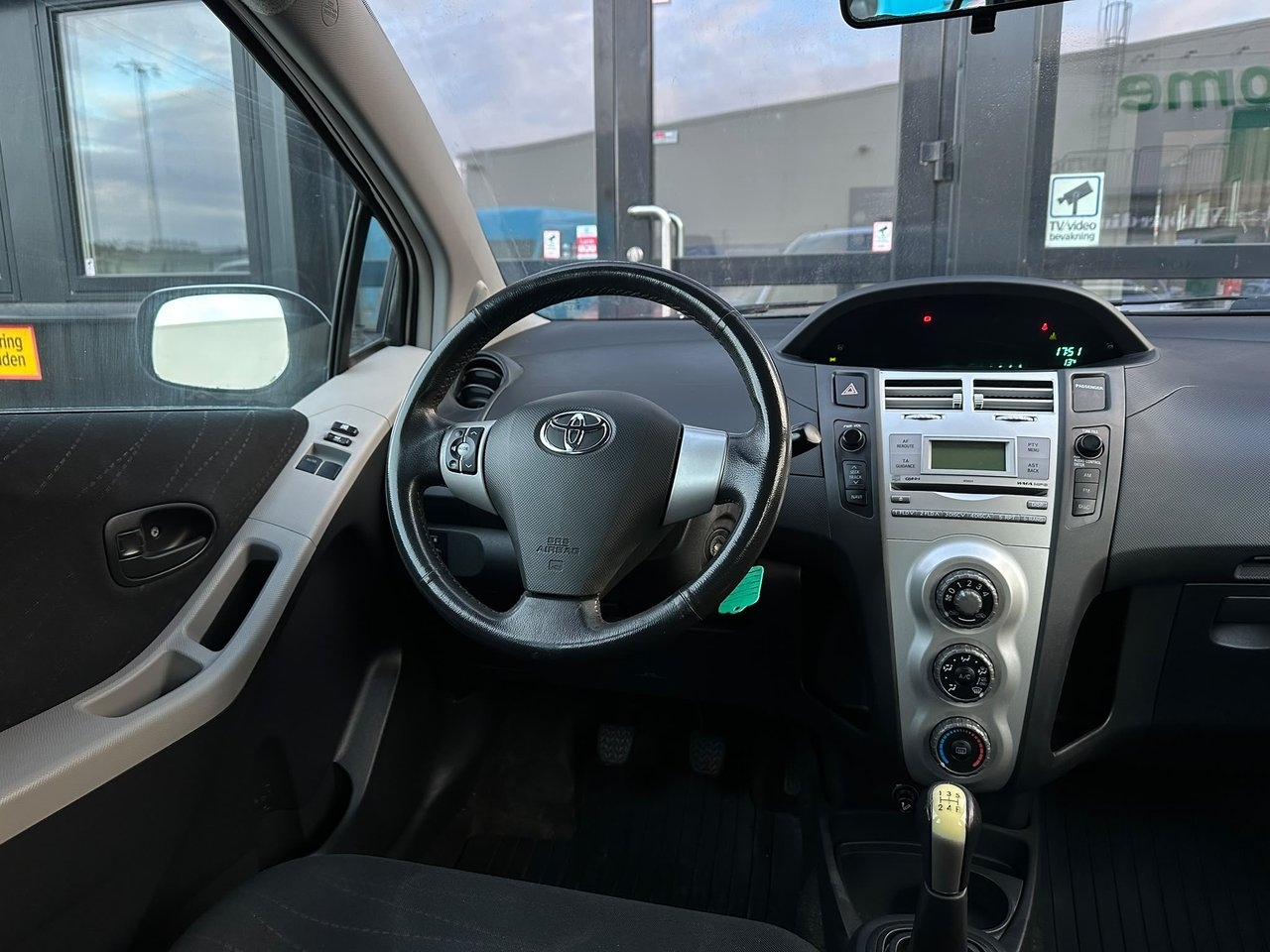 Toyota Yaris 5-dörrar 1.4 D-4D 2008, bild 7/10