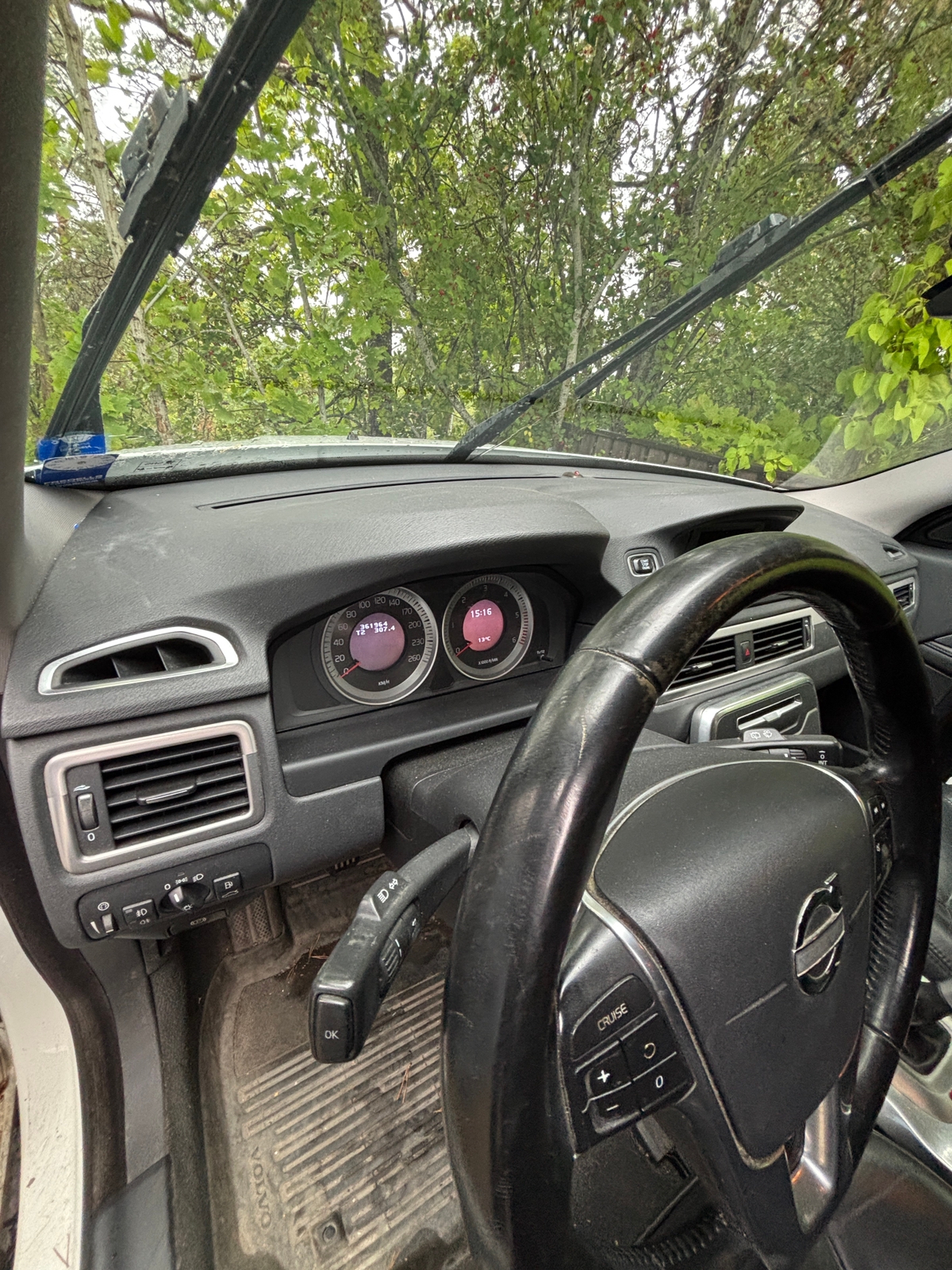 Volvo V70 D4 Manuell 2013, bild 6/7