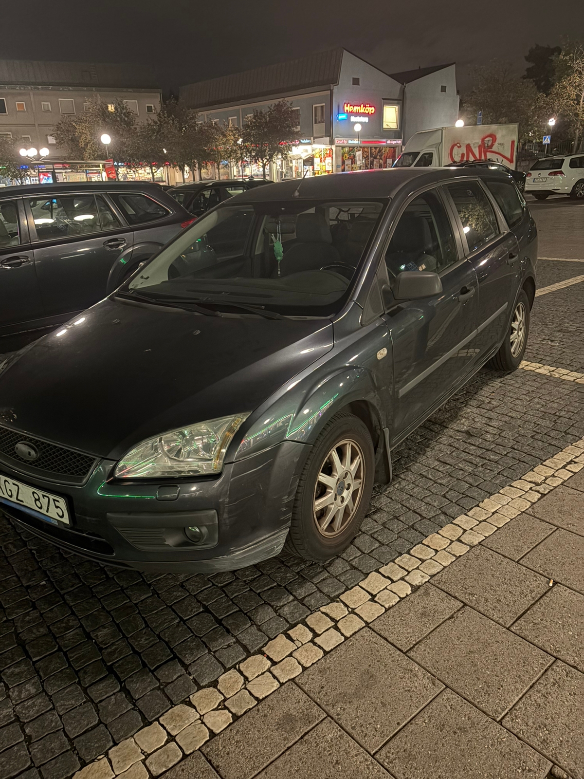 Ford Focus Kombi 1.8 Flexifuel Manuell 2006, photo 2/8
