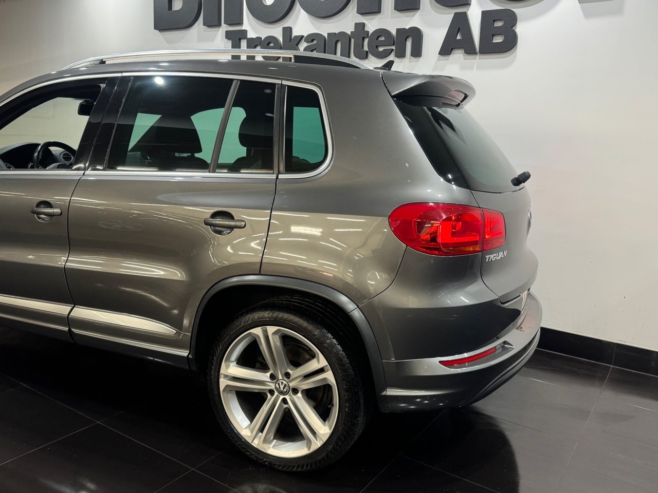 Volkswagen Tiguan 2015, kuva 5/10