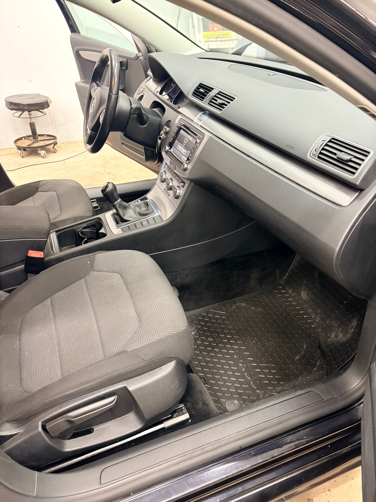 Volkswagen Passat 2013, bild 2/5