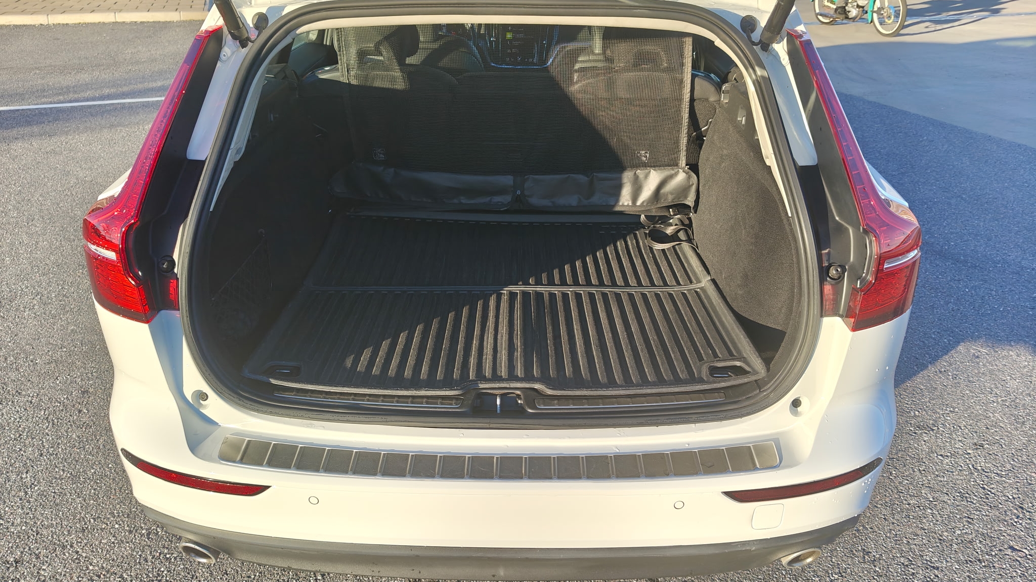 Volvo V60 B4 Geartronic 2022, bild 7/7