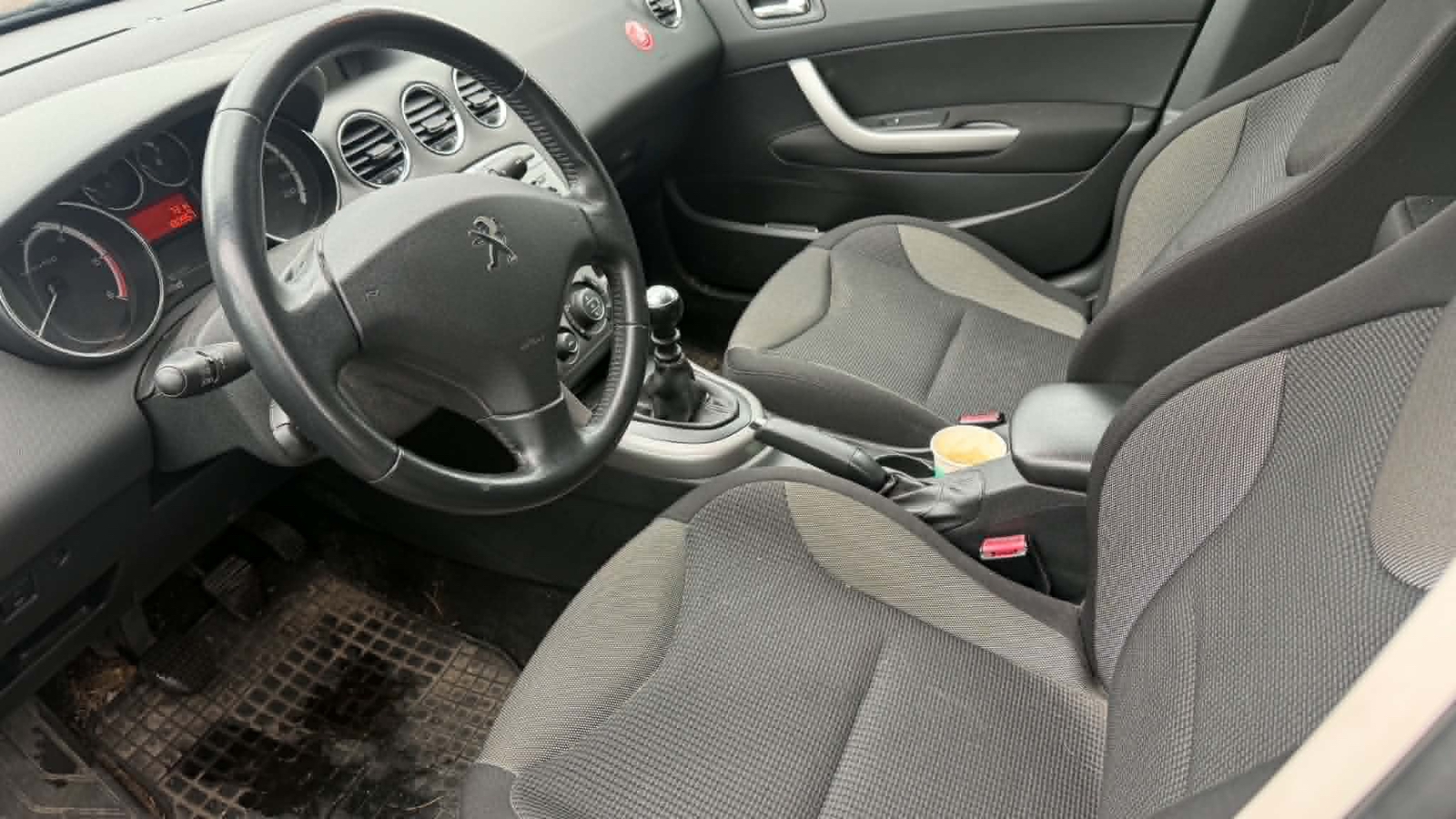 Peugeot 308 2011, bild 7/7