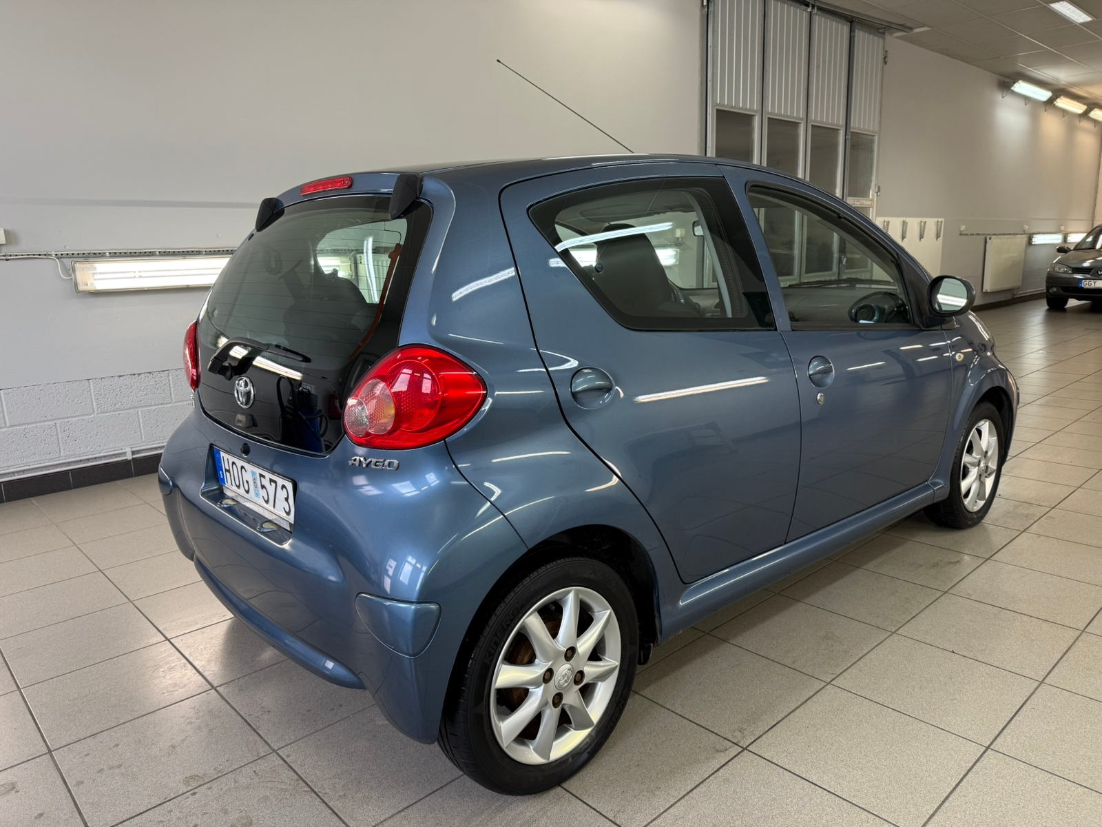 Toyota Aygo 5-dörrar 1.0 VVT-i Manuell 2008, bild 2/7