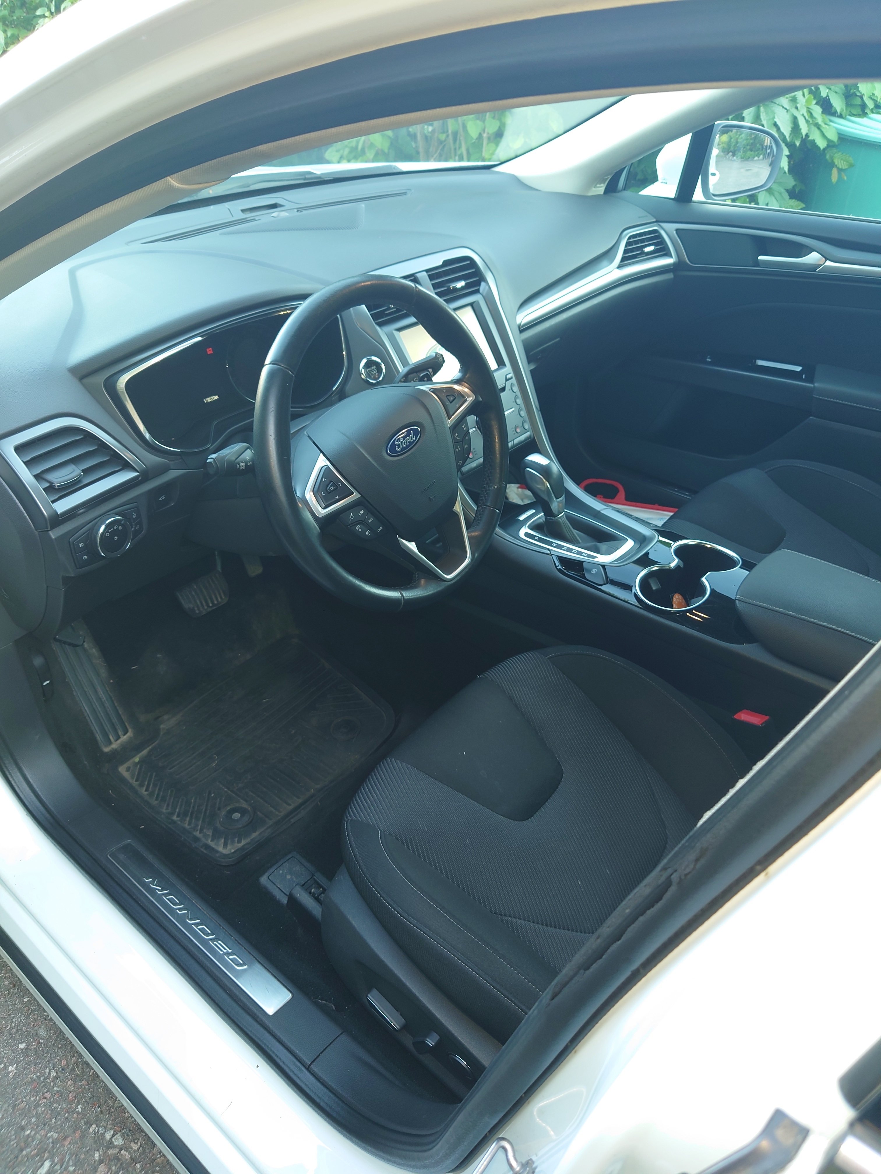 Ford Mondeo 2.0 TDCi Powershift 2016, kuva 7/7