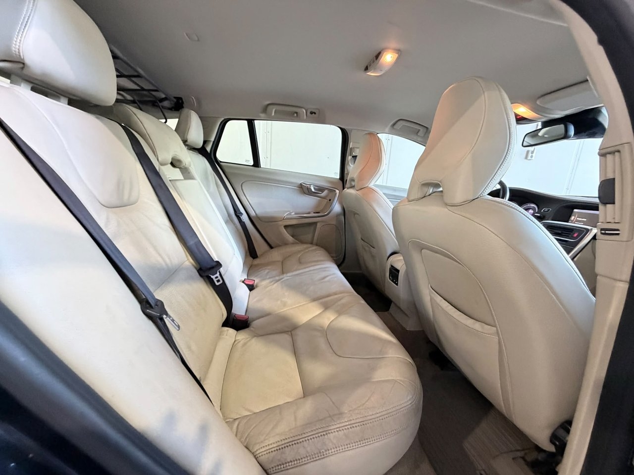 Volvo V60 2011, photo 7/10