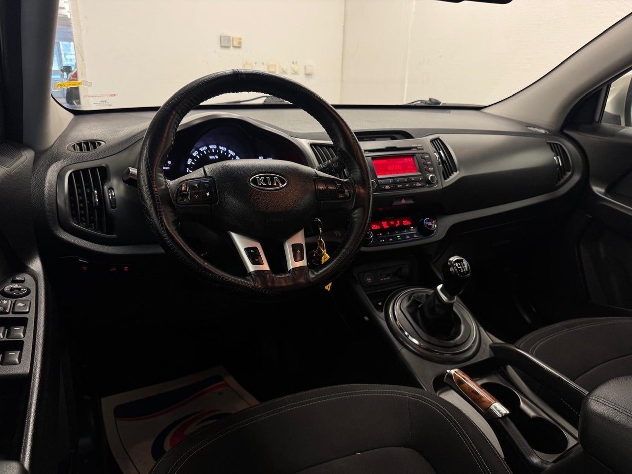 Kia Sportage 1.7 CRDi EX Euro 5 2012, bild 6/10