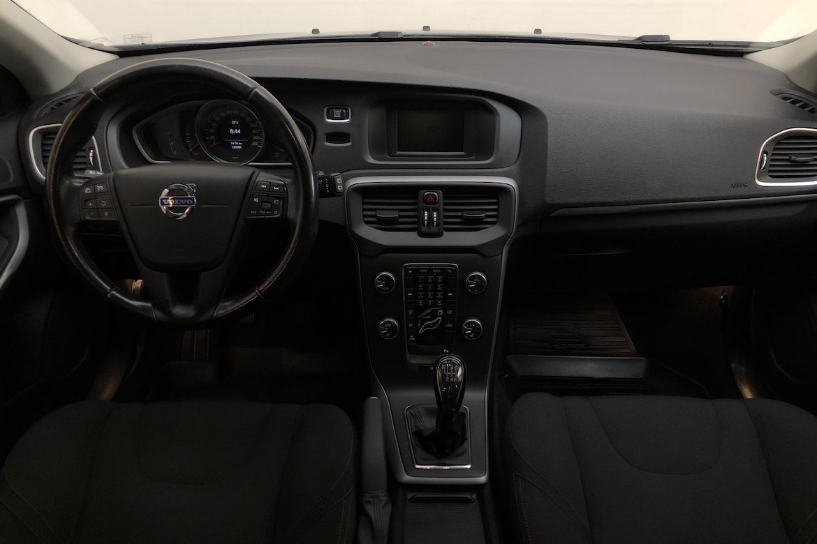 Volvo V40 D2 Manuell 2015, bild 2/6