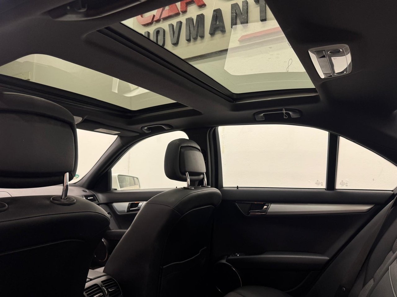 Mercedes-Benz C 2010, bild 6/10