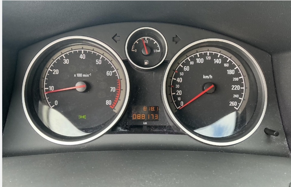 Opel Astra 2010, bild 5/5