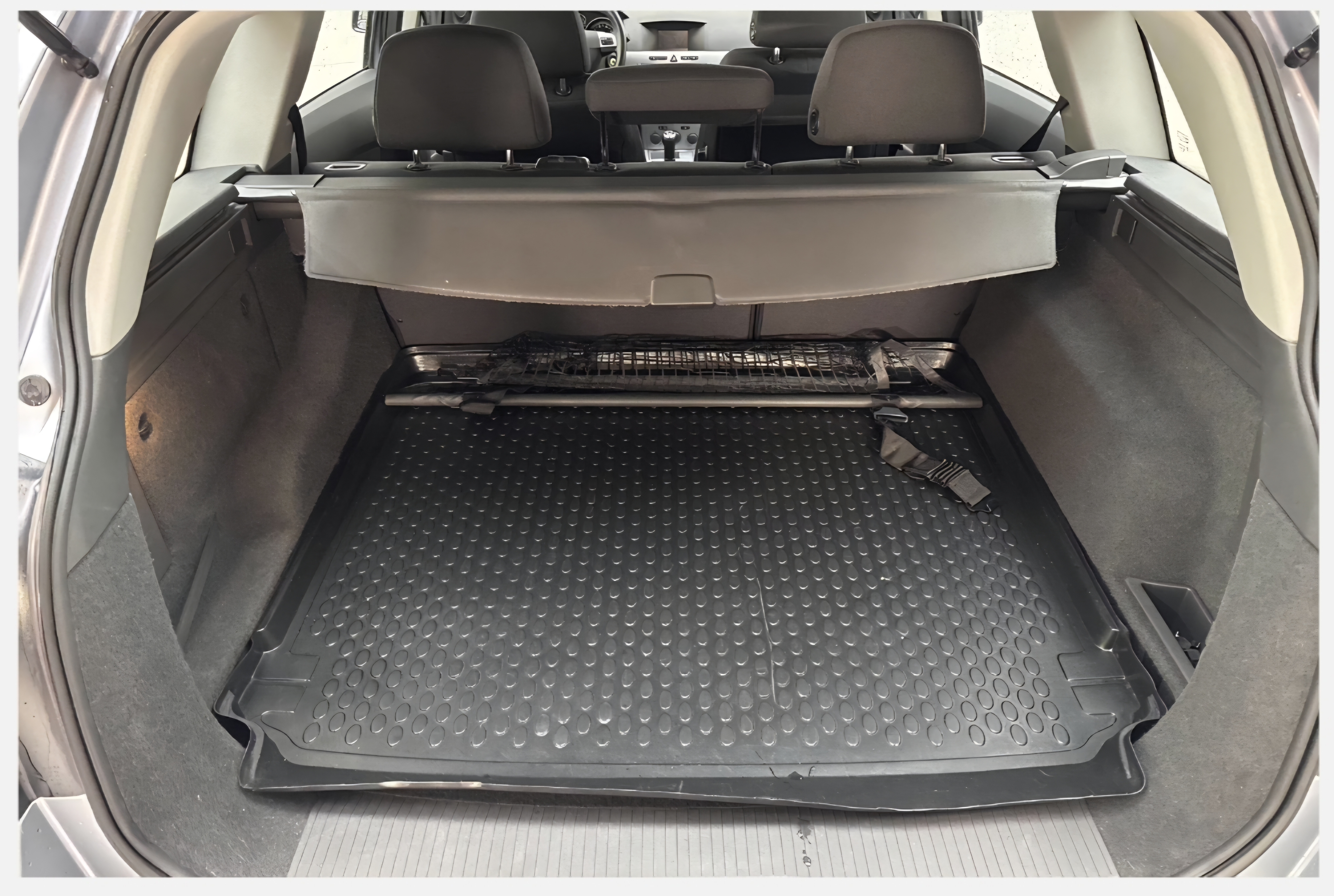 Opel Astra 2010, bild 4/5