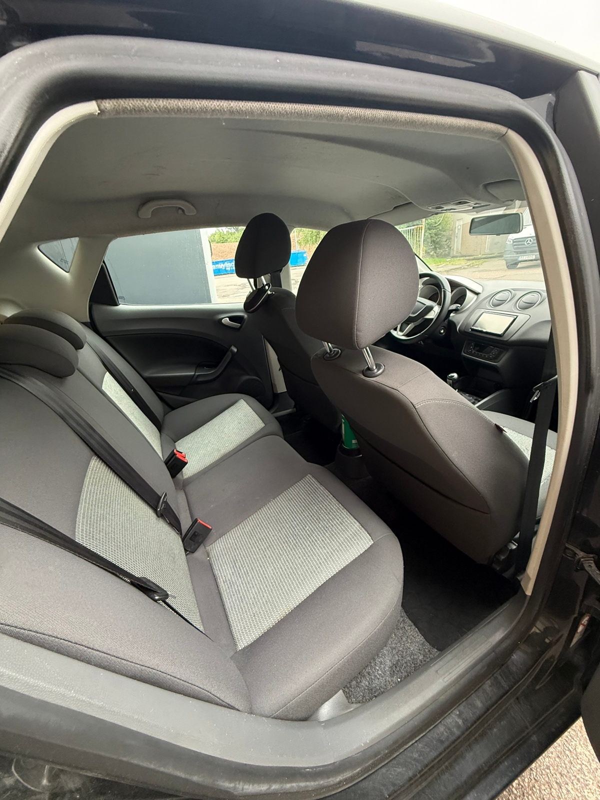 Seat Ibiza 5-dörrar 1.6 16v Manuell 2009, bild 5/5