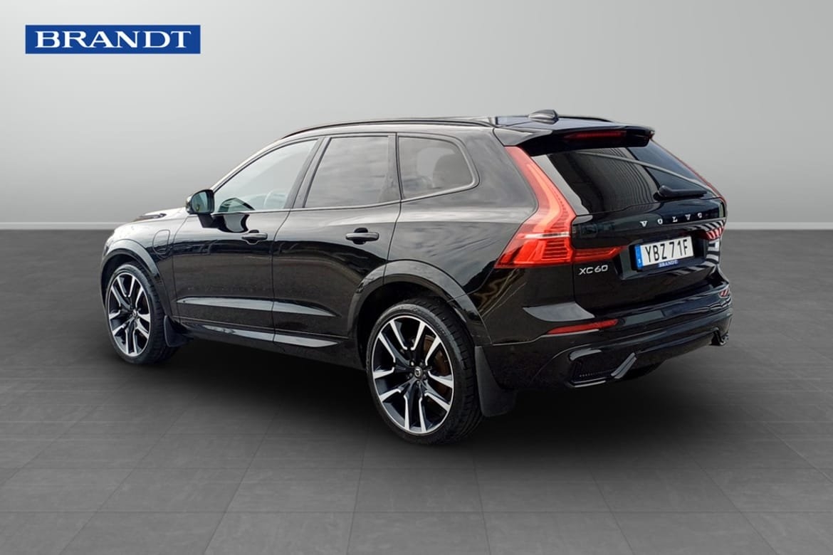 Volvo XC60 2022, bild 2/9