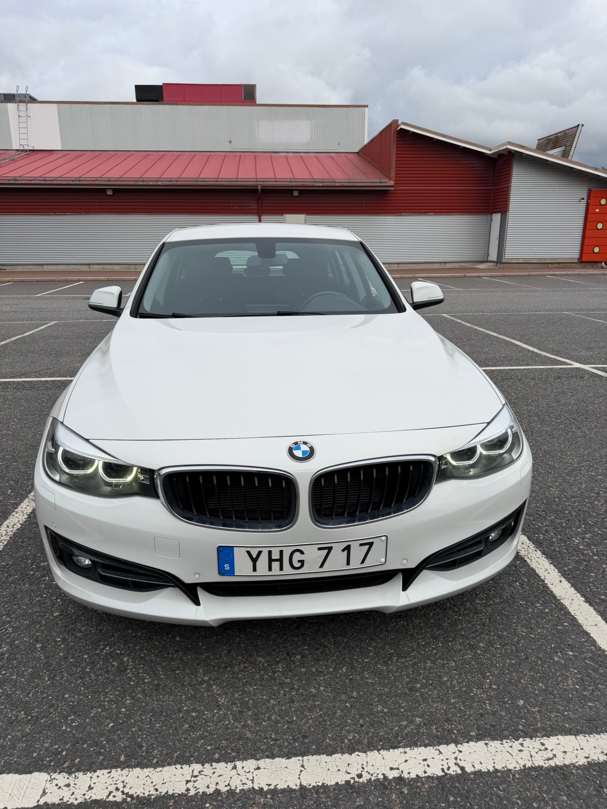BMW 320