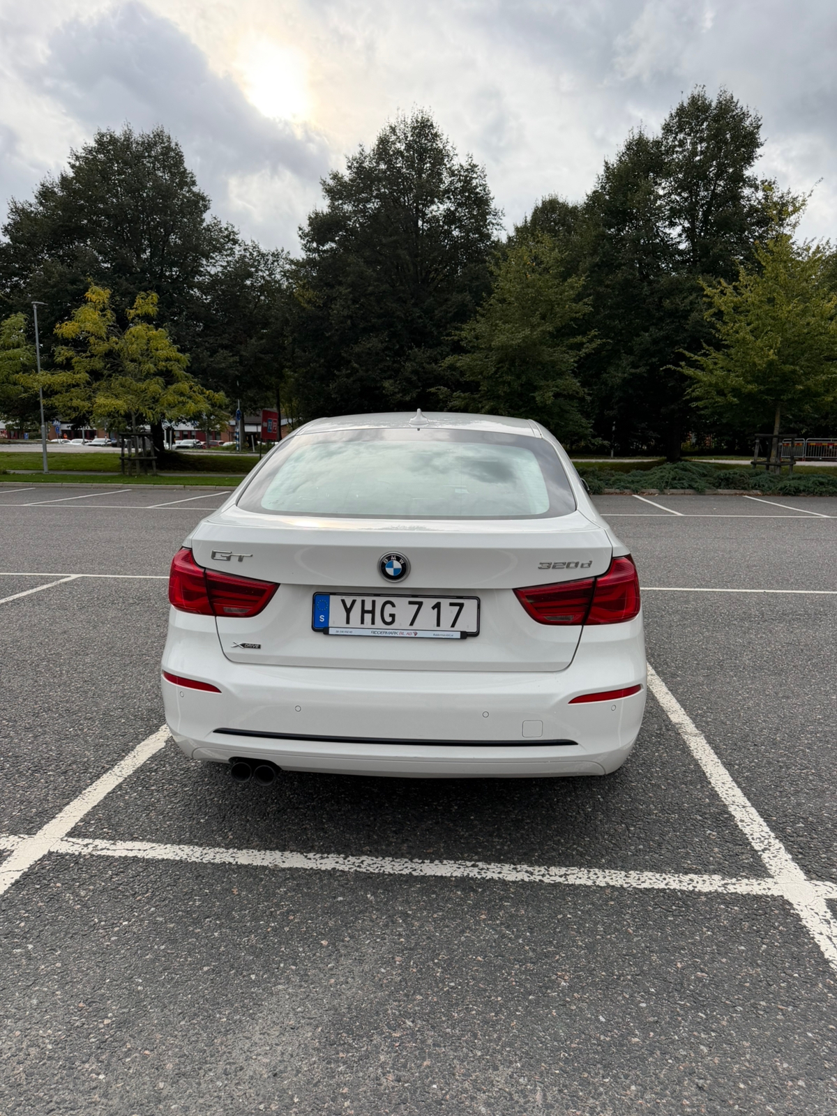 BMW 320 d xDrive Gran Turismo Steptronic 2017, photo 4/8