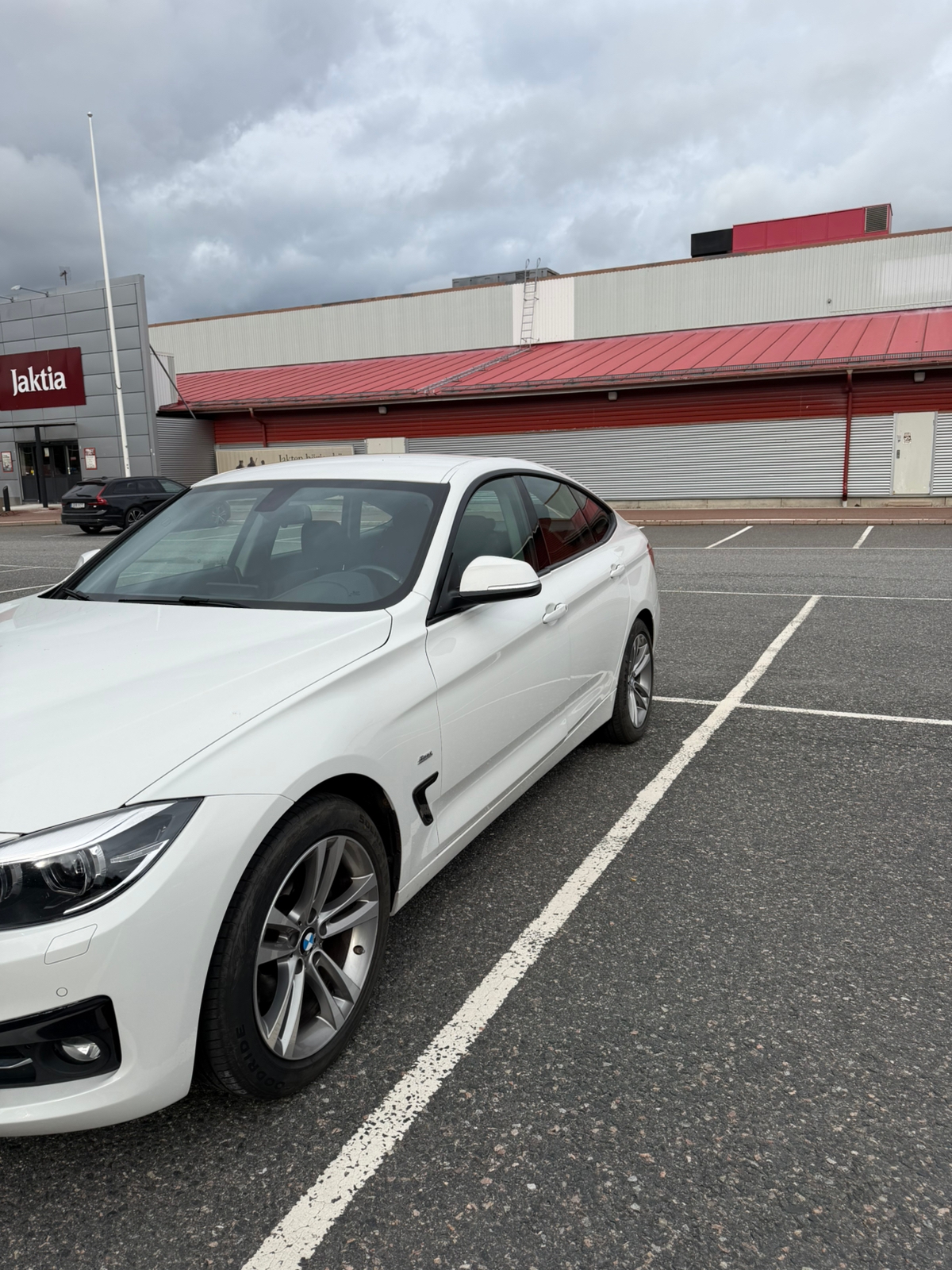 BMW 320 d xDrive Gran Turismo Steptronic 2017, photo 2/8