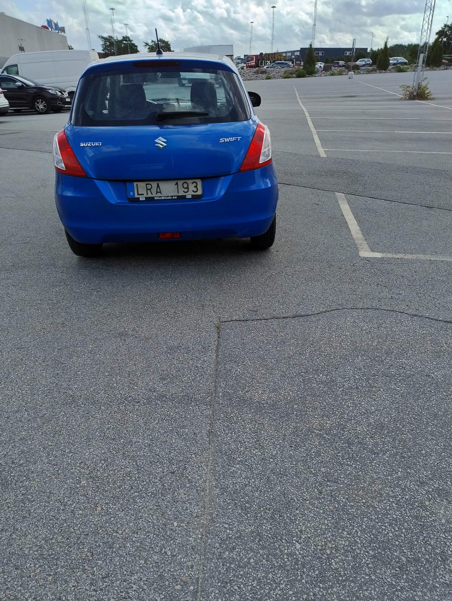 Suzuki Swift 2011, bild 3/4