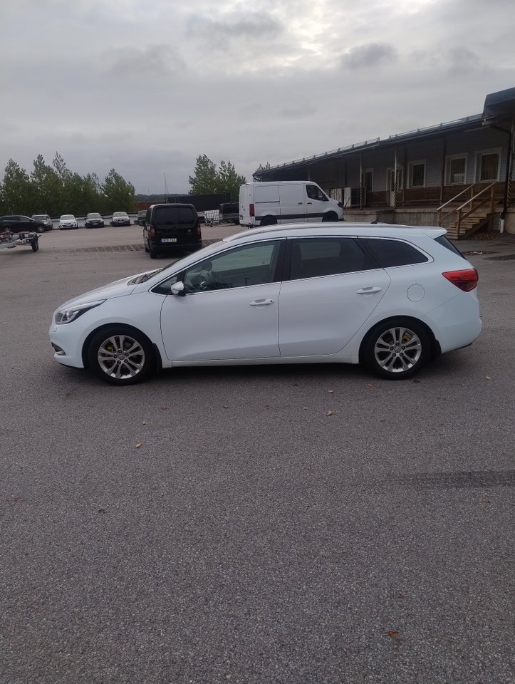Kia Ceed 2013, bild 7/10