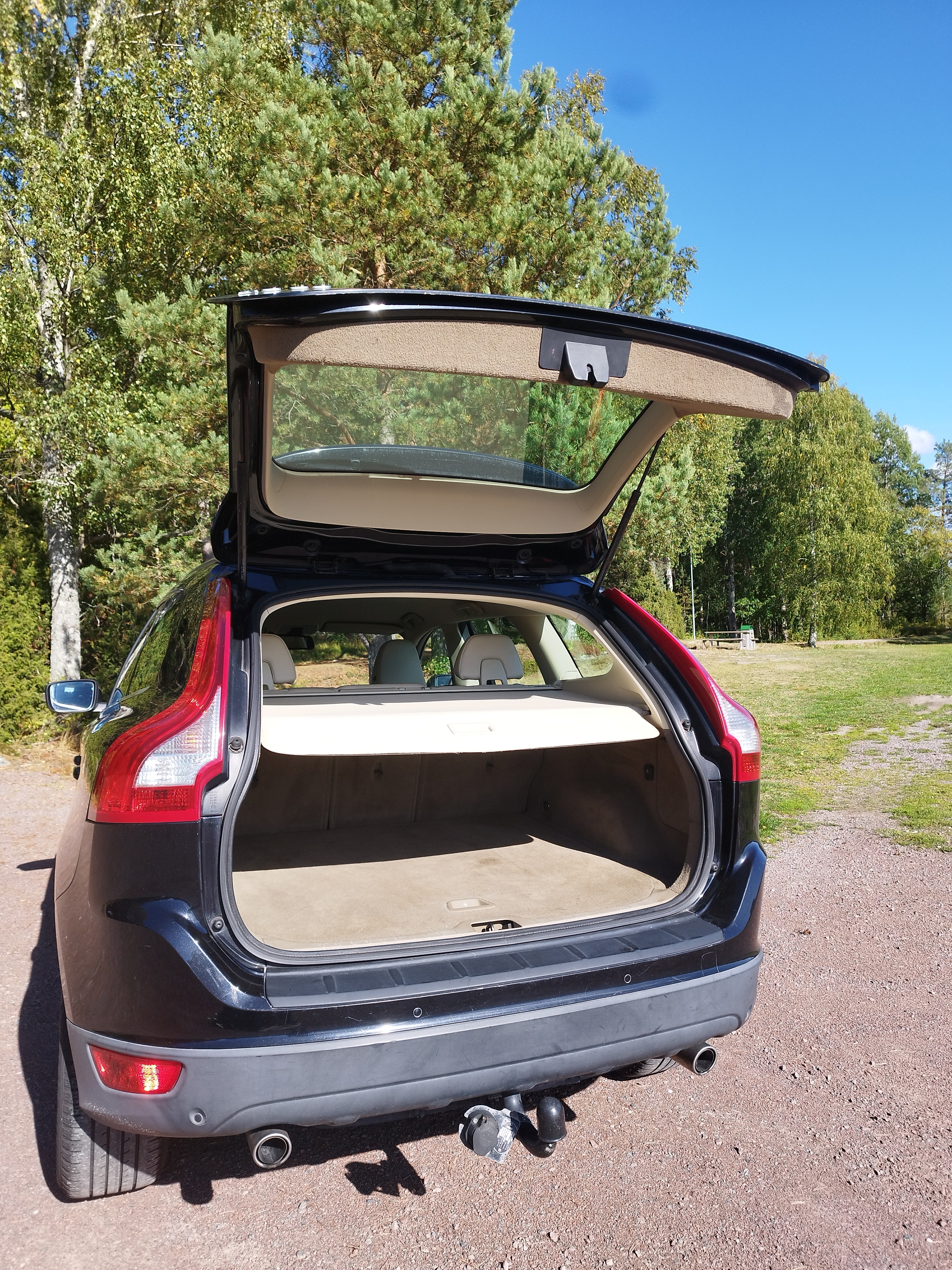 Volvo XC60 D5 AWD Summum, Geartronic 2011, bild 5/10