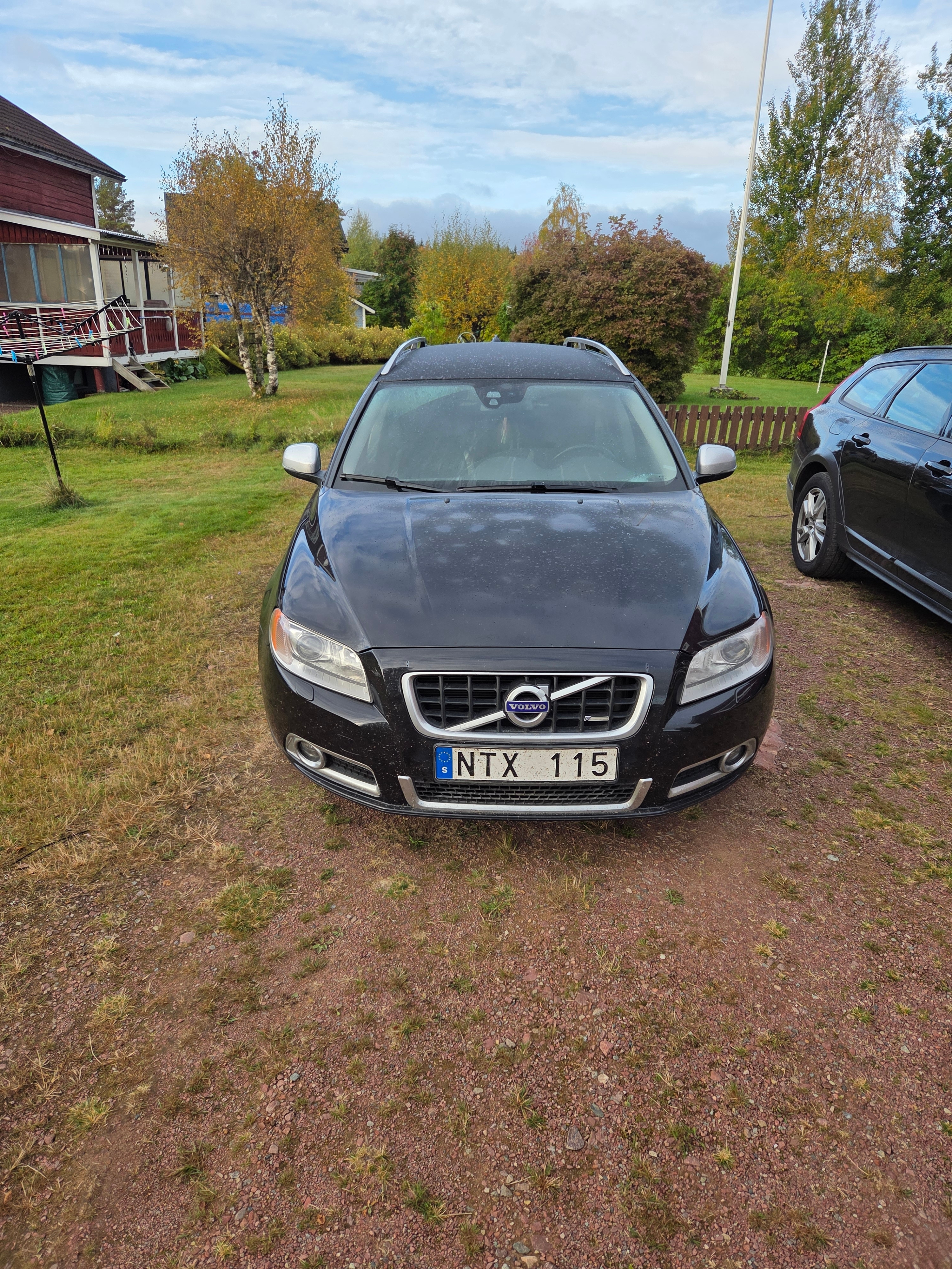 Volvo V70 T4F Manuell 2012, bild 2/4