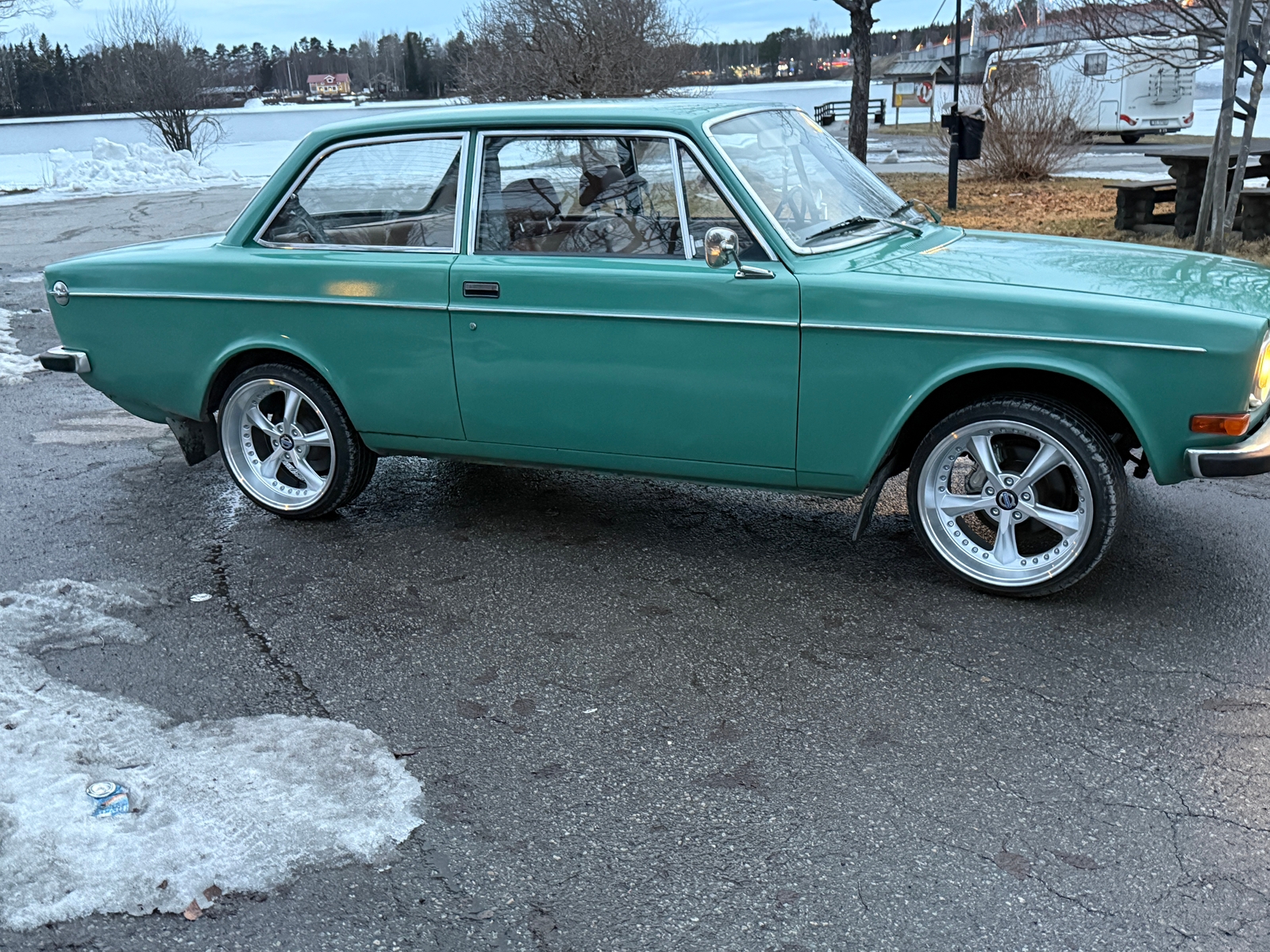 Volvo 142 2.0 Manuell 1972, bild 2/3