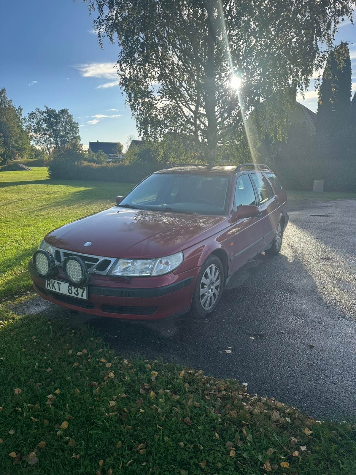 Saab 9-5 SportCombi 2.0 T Manuell 2000, bild 2/4
