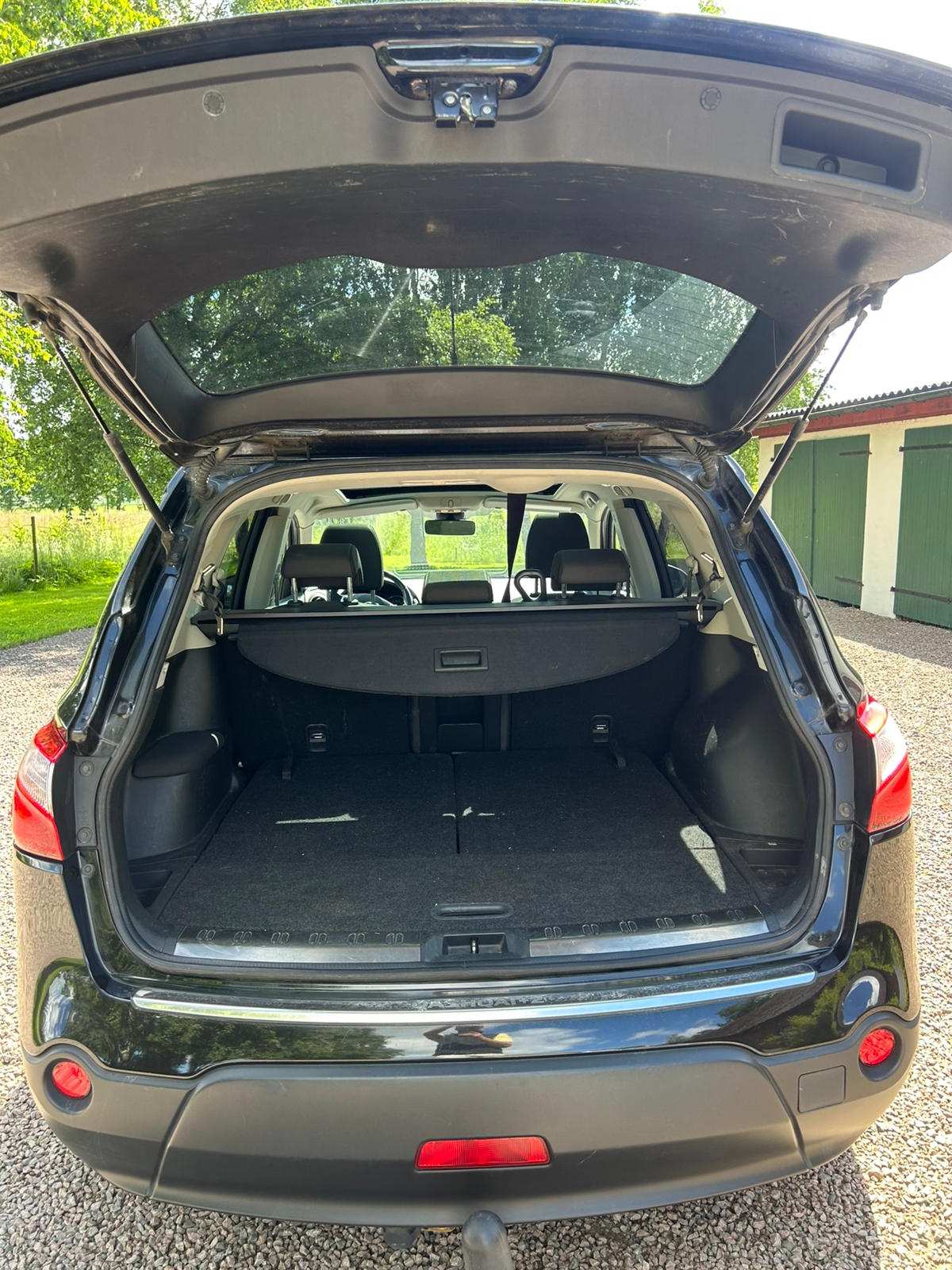 Nissan Qashqai+2 2.0 Manuell 2011, bild 6/10
