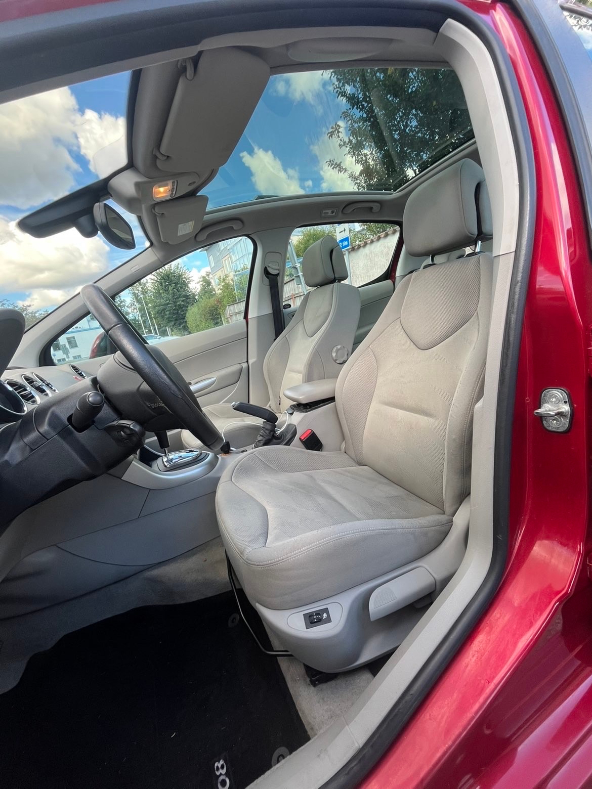 Peugeot 308 5-dörrar 1.6 THP Automatisk 2008, bild 6/7