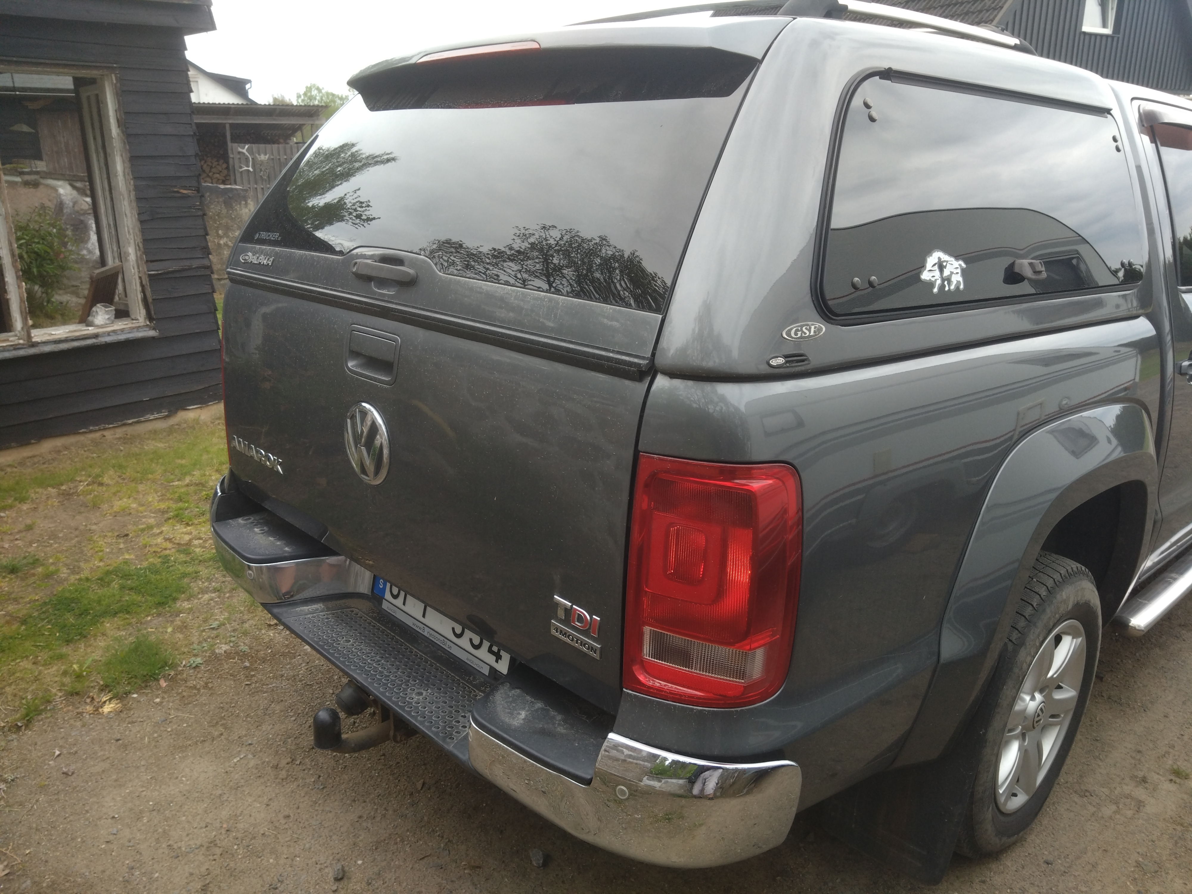 Volkswagen Amarok 2012, bild 2/9