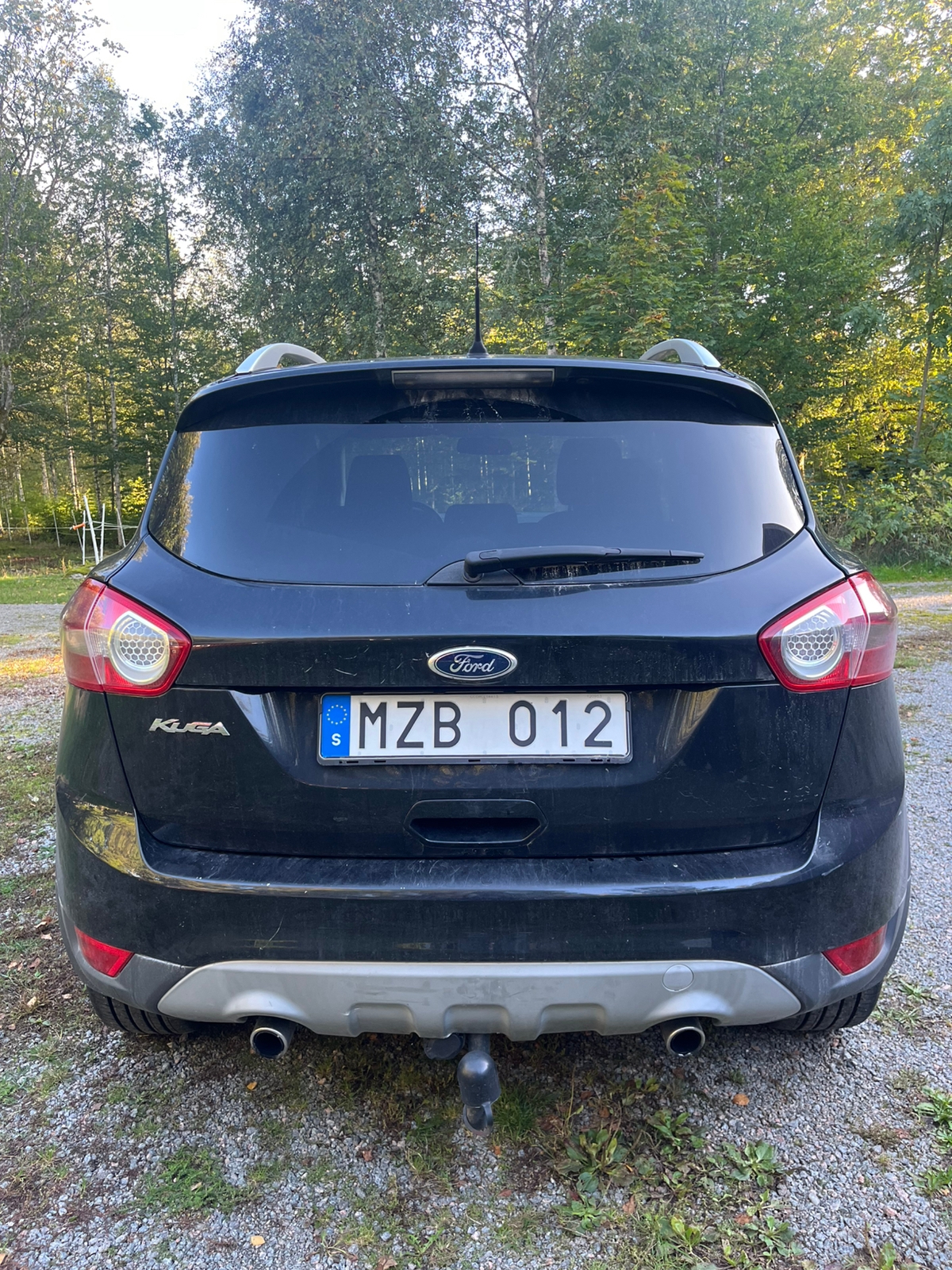 Ford Kuga 2.0 TDCi Manuell 2012, bild 4/6