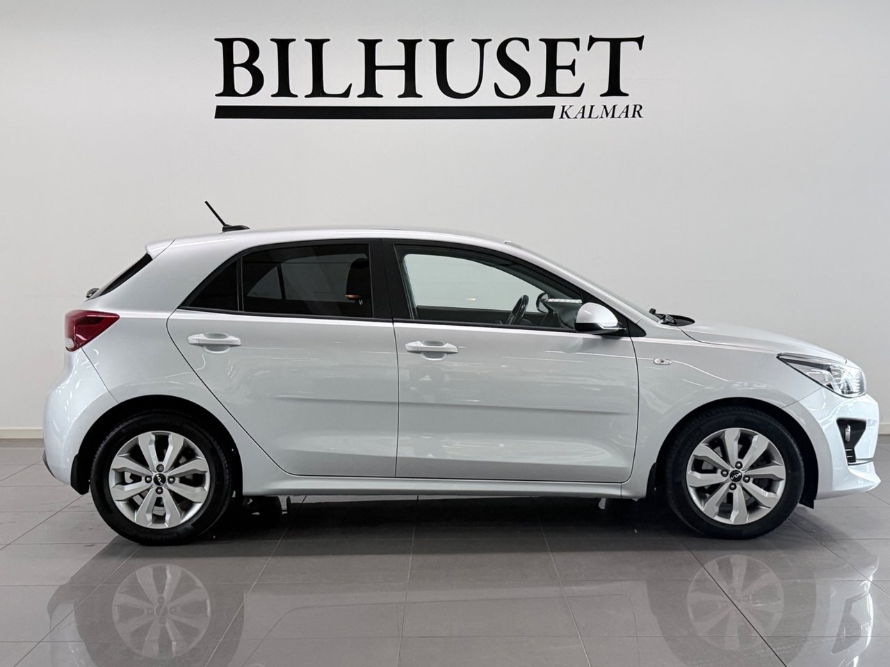 Kia Rio 1.0 T-GDI DCT Advance Euro 6 2022, bild 3/10