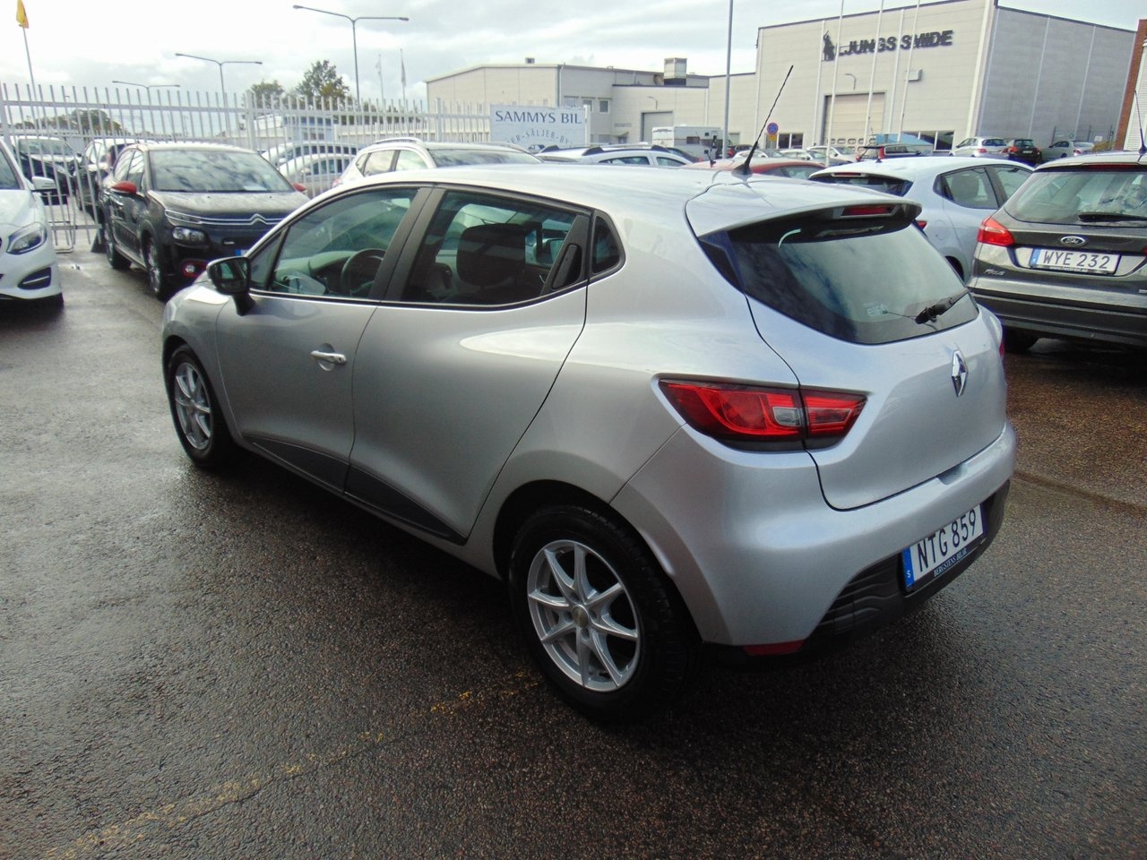 Renault Clio 1.5 dCi Euro 5 2015, bild 4/10