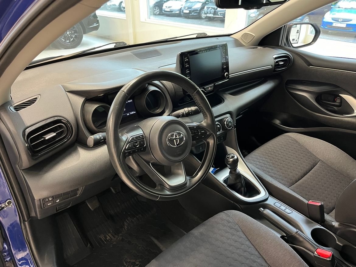 Toyota Yaris Låga mil, fint skick 2020, photo 5/9