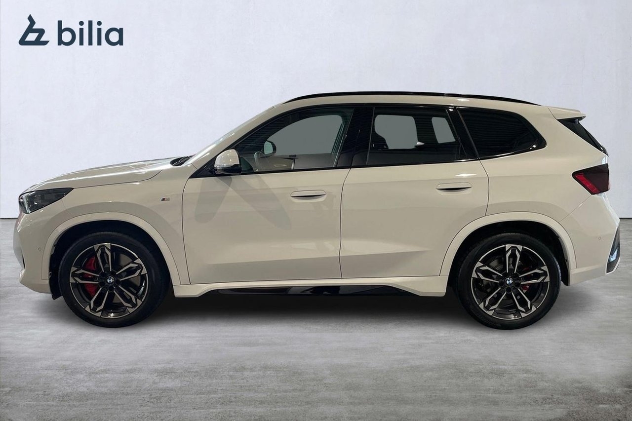 BMW X1 Sdrive18i M Sport Pro 2025, bild 3/10