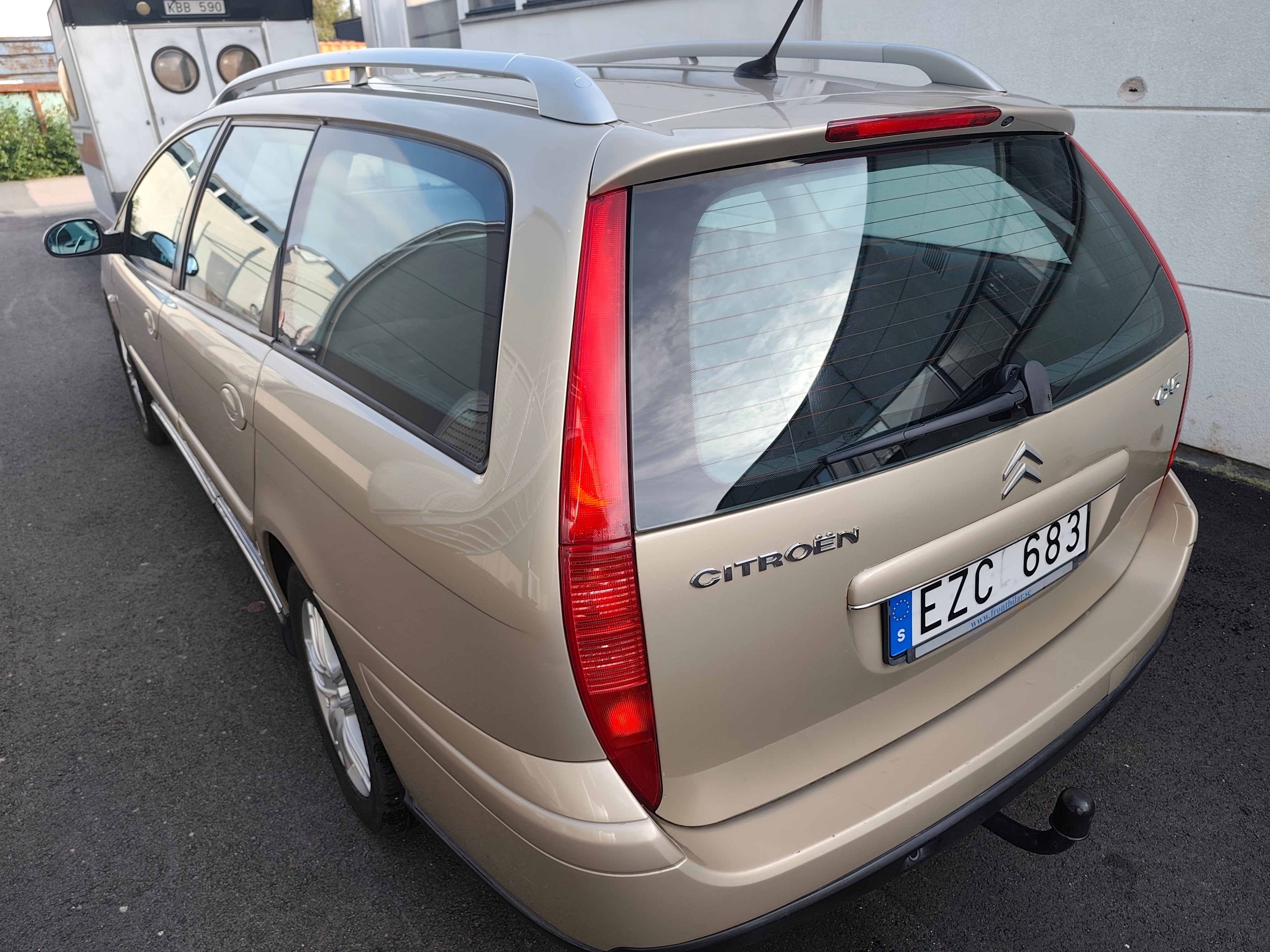 Citroen C5 Wagon 1.6 HDiF Manuell 2007, kuva 2/8