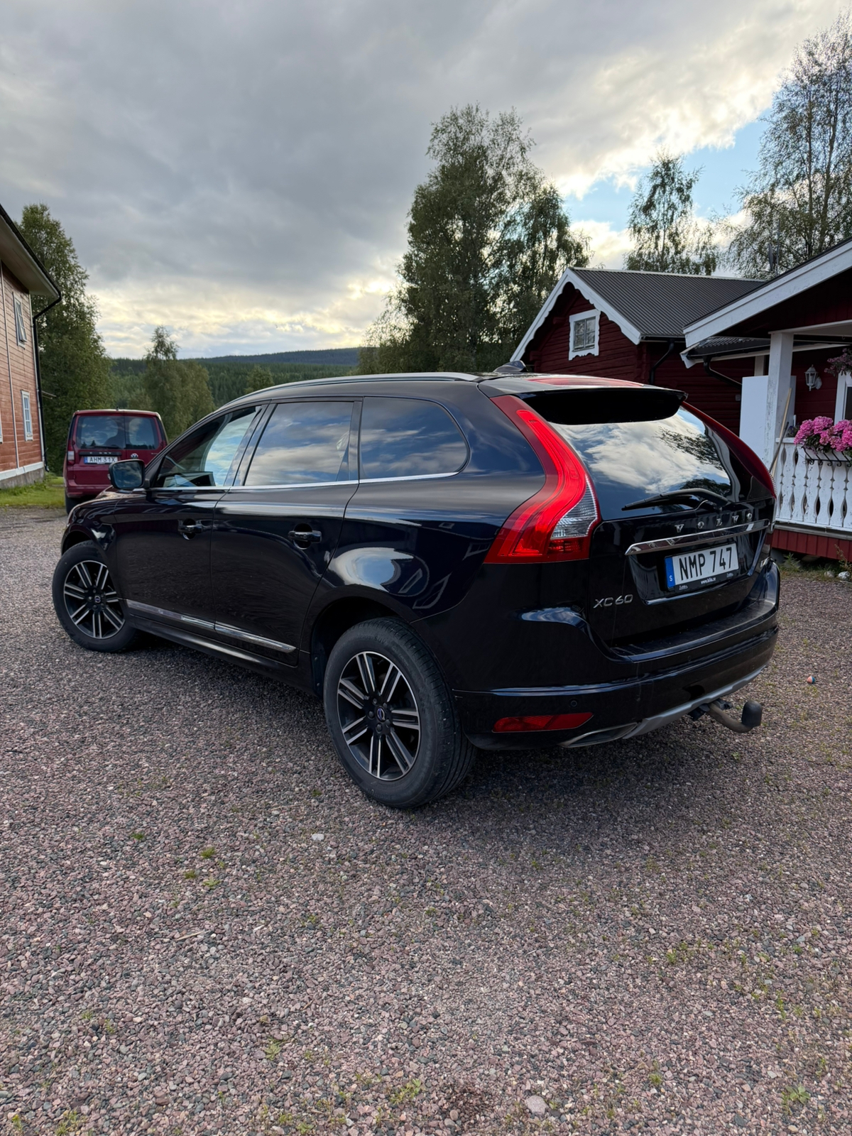Volvo XC60 D4 AWD Geartronic 2017, bild 4/7