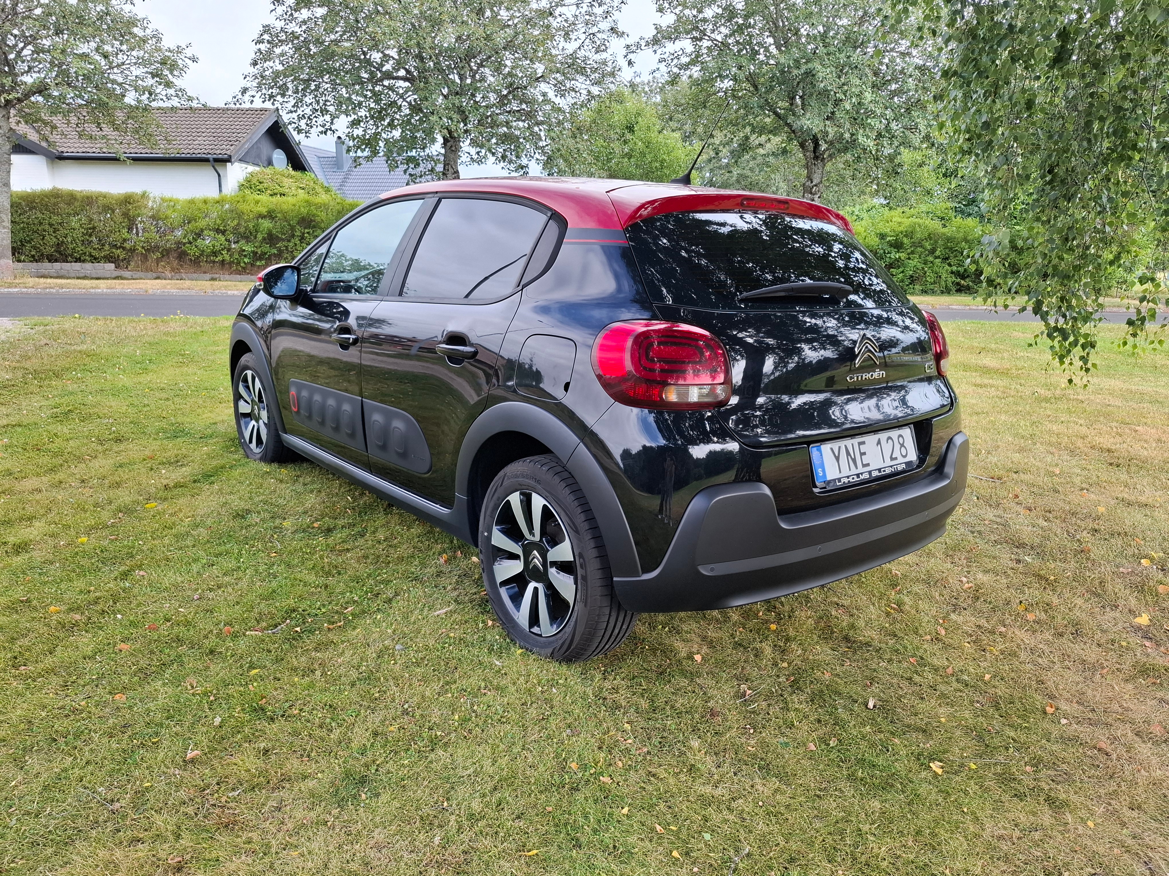 Citroen C3 1.2 PureTech 82 Manuell 2017, bild 4/6