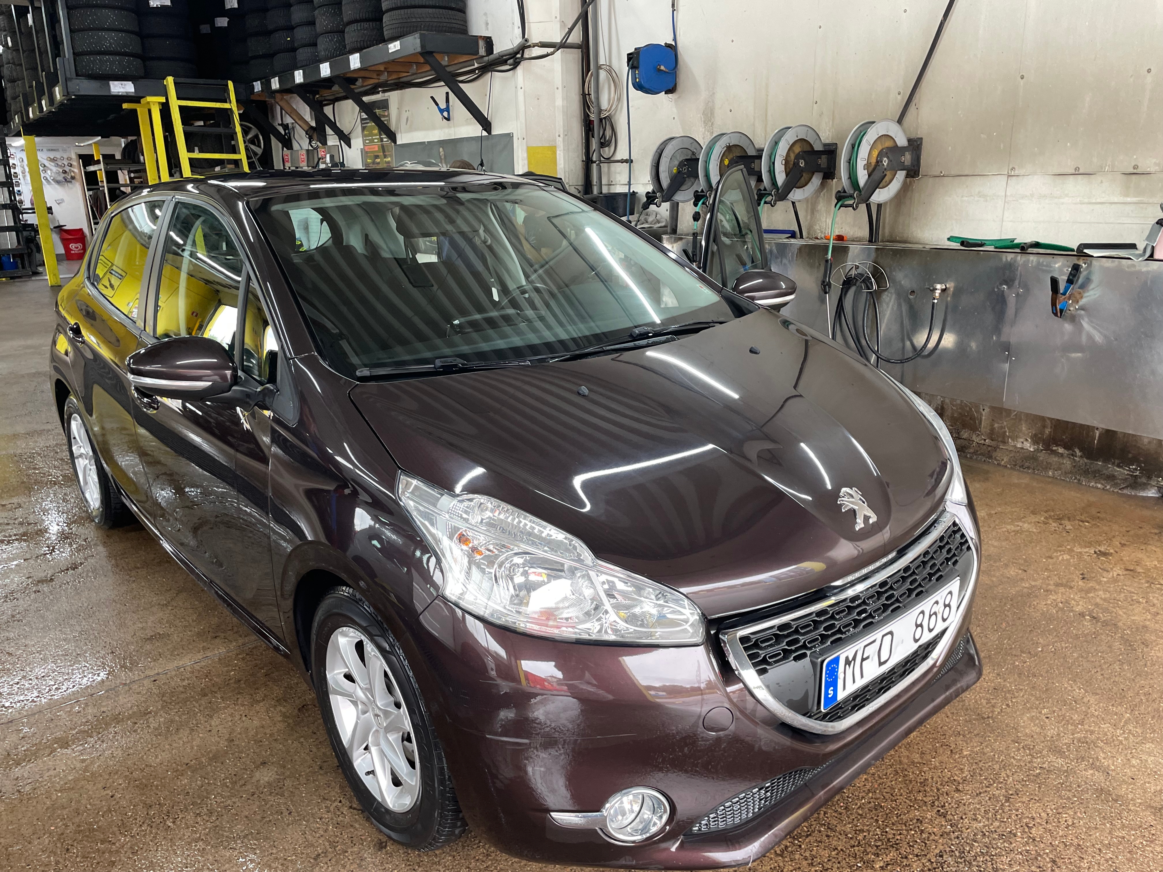 Peugeot 208 1.4 VTi 95 2012, bild 6/10