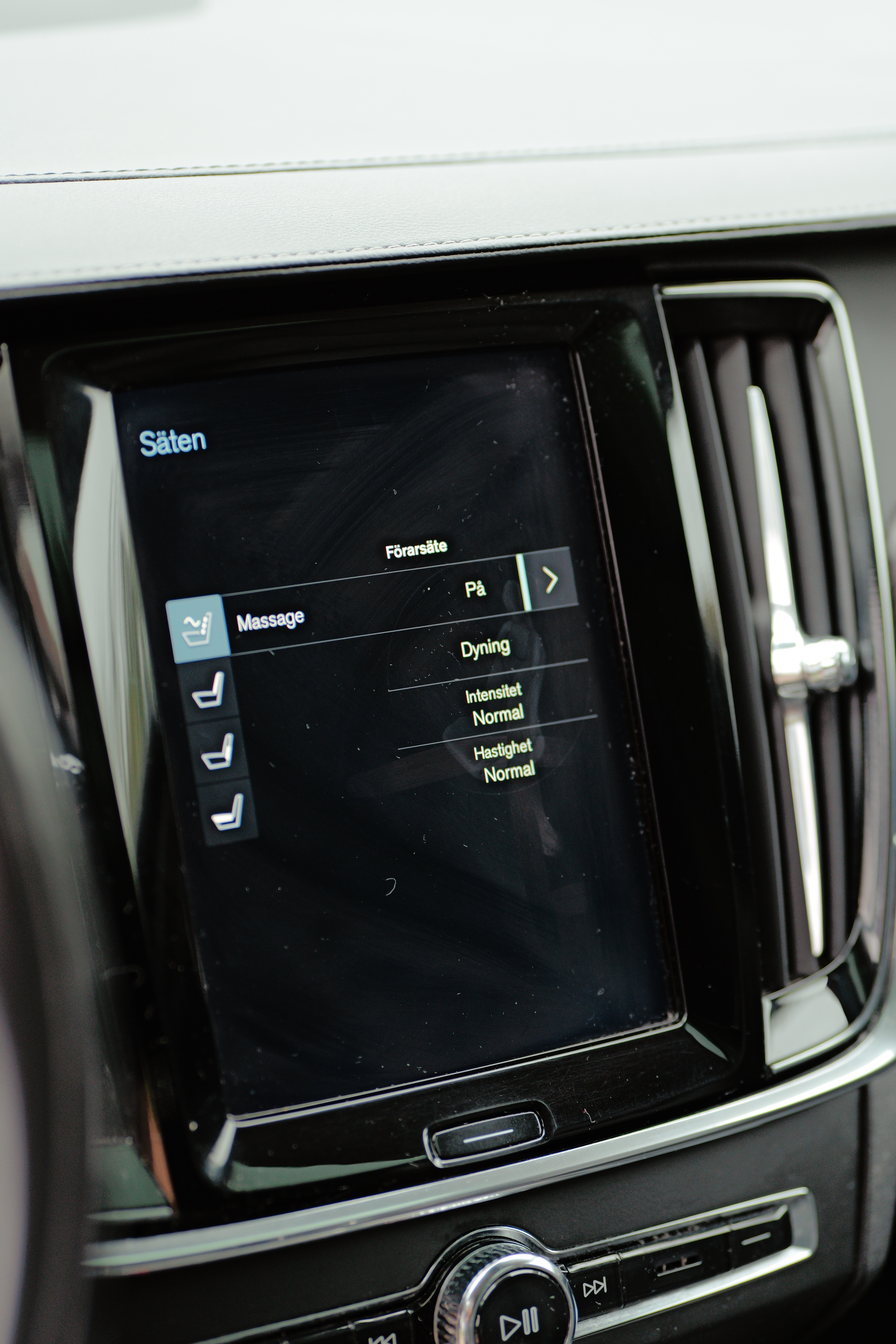Volvo V90 Cross Country 2018, bild 7/10