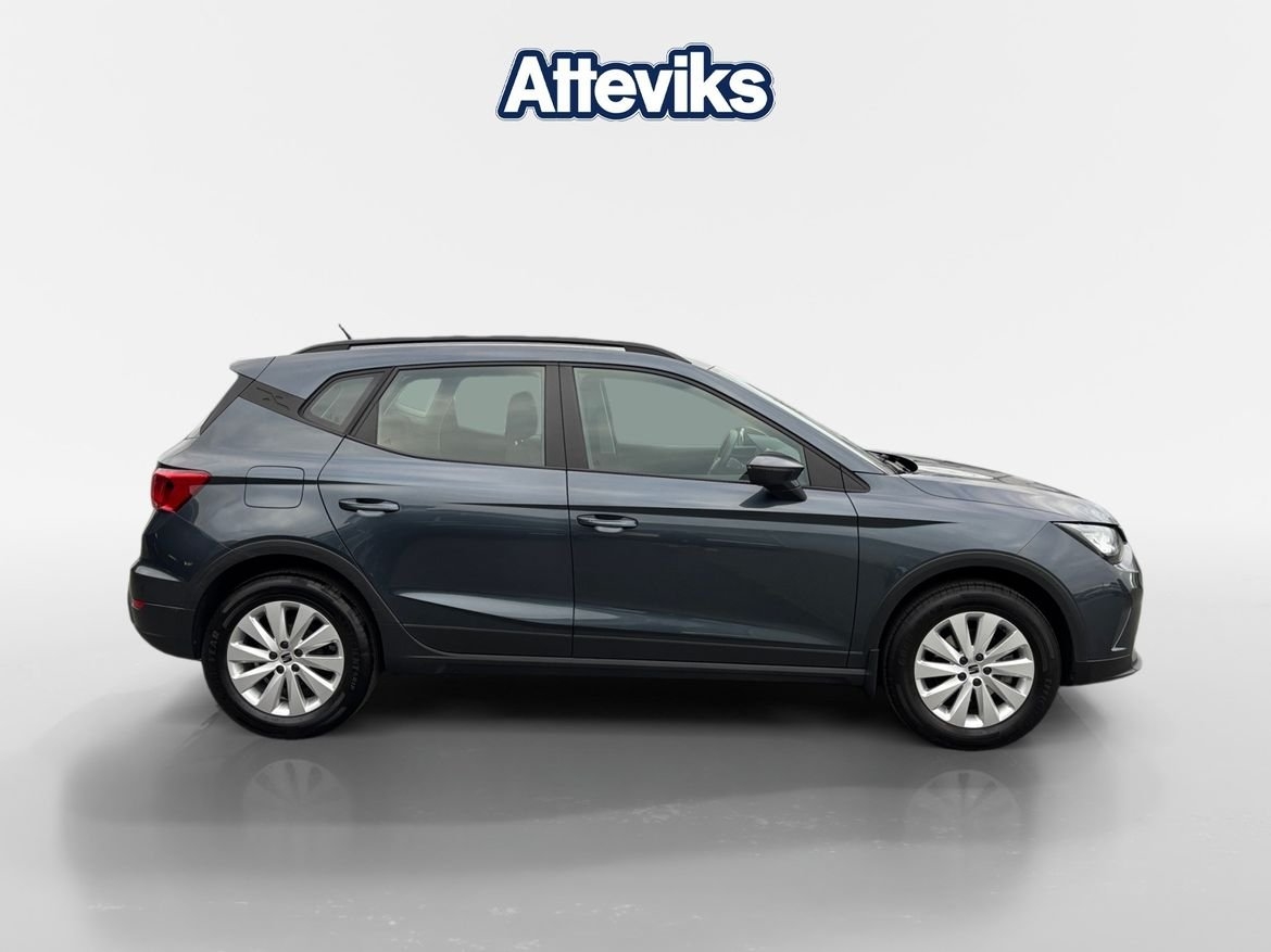 Seat Arona 1.0 95hk 2023, bild 2/15