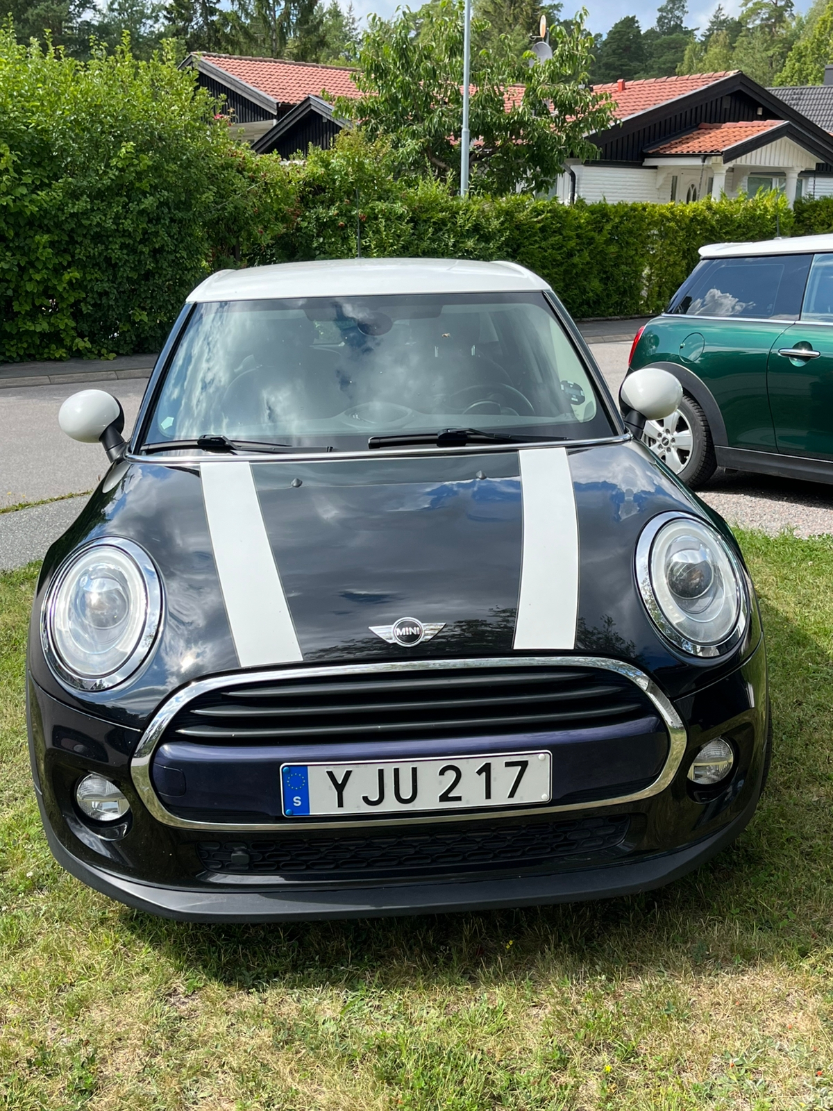 MINI Cooper 5-dörrars Manuell 2017, bild 3/5