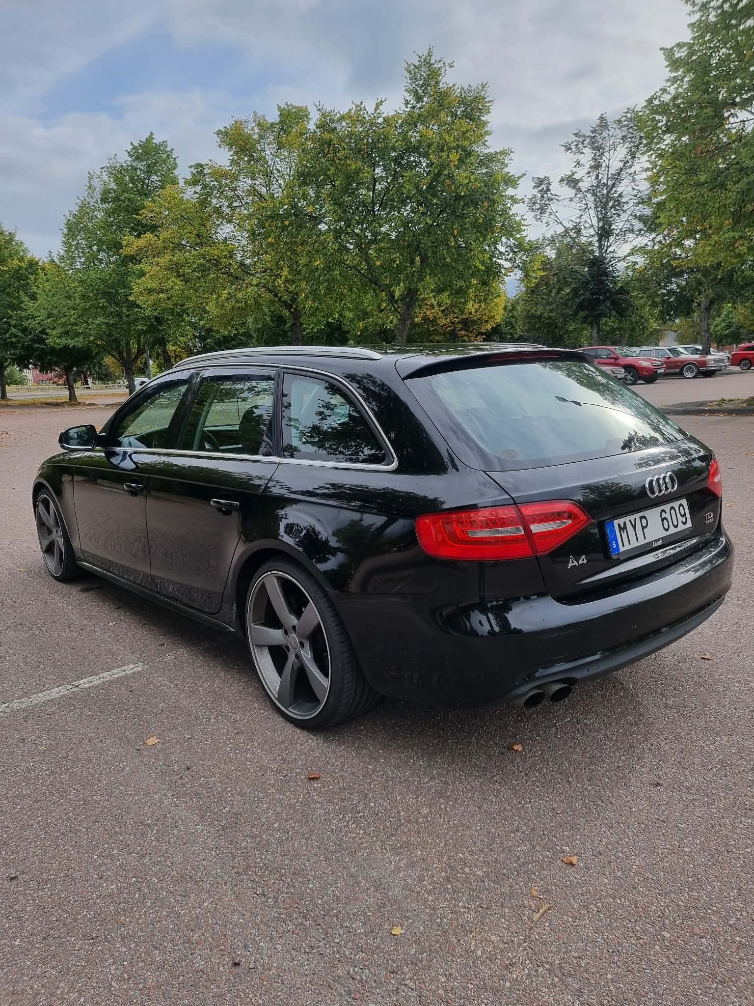 Audi A4 2013, bild 2/10