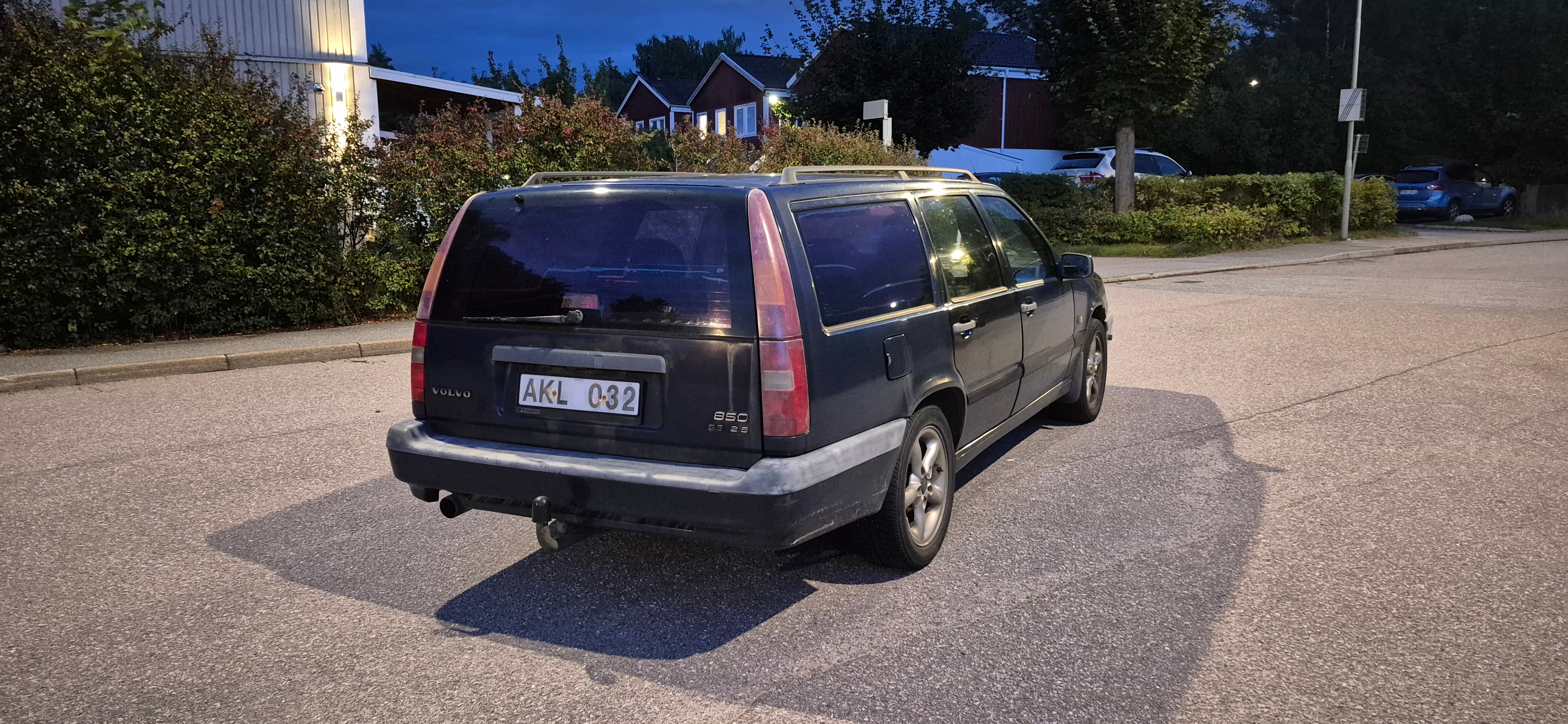 Volvo 850 Kombi 2.5 10V Manuell 1995, bild 3/7